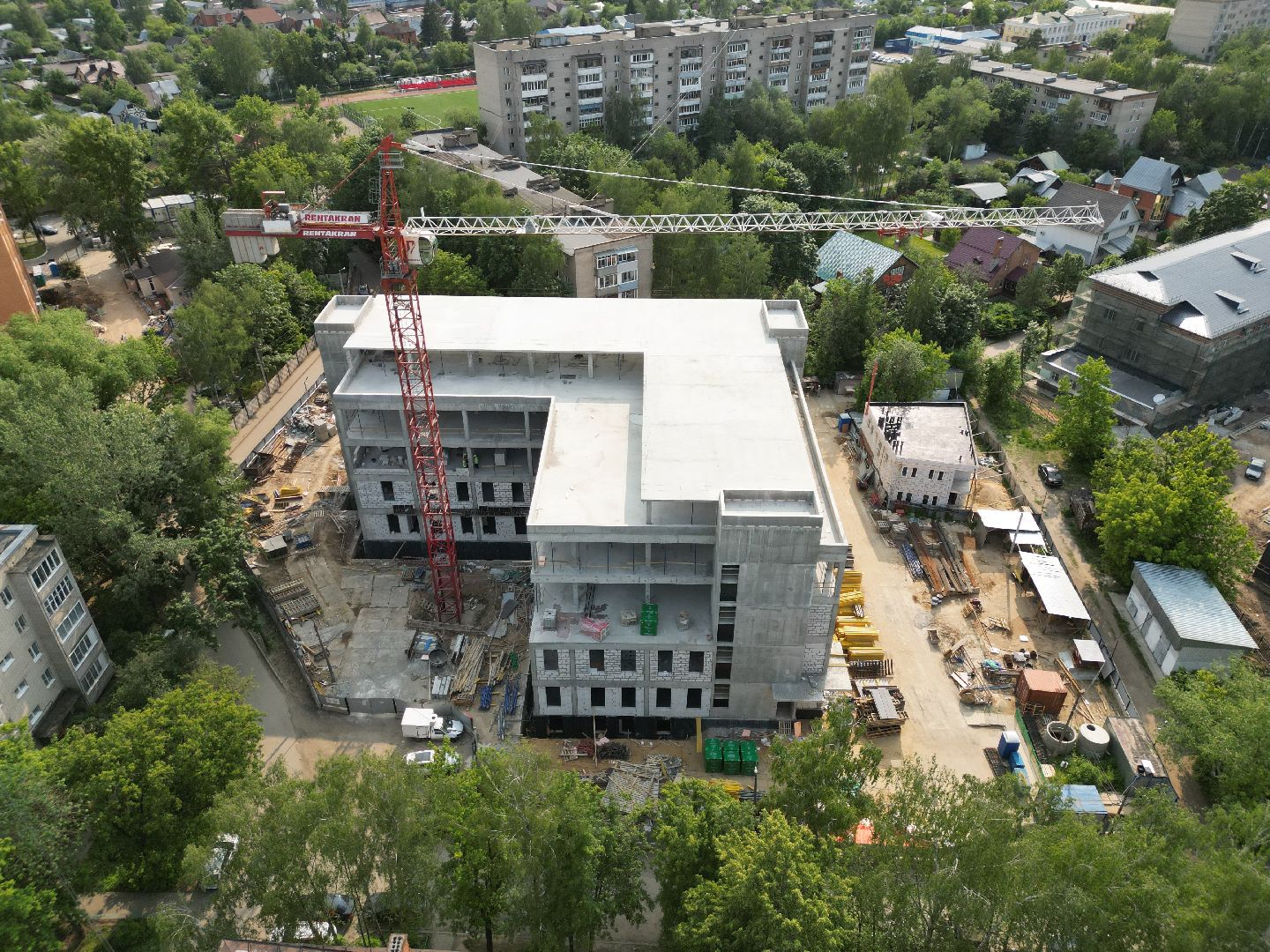 видео с коптера, детская поликлиника в пушкино, медицина в пушкино,