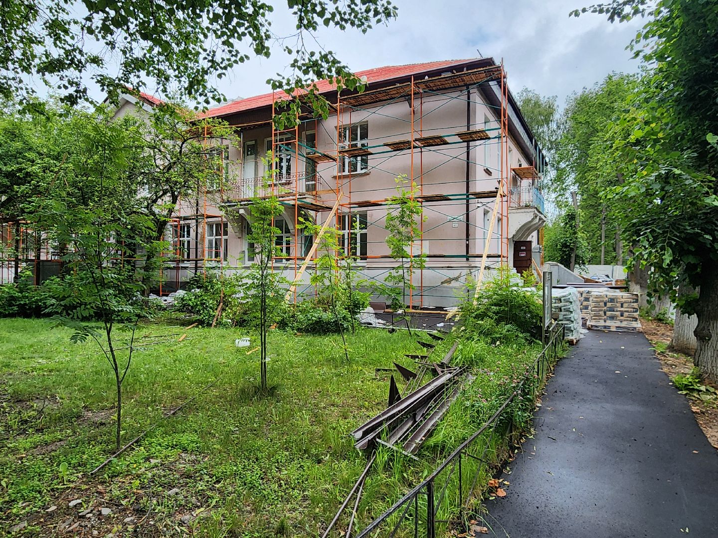 чехов, улица пионерская 2, взрослая поликлиника, текущий ремонт, телемедицина, онлайн консультация врача, телемедицинские консультации, рецепт на льготное лекарство, реузультаты анализов, диспансеризация, корректировка лечения, запись на прием, инфоматы, портал госуслуги, региональный портал здоровье, мобильное приложение, горячая линия 122, гостелемед,рт доктор онлайн,