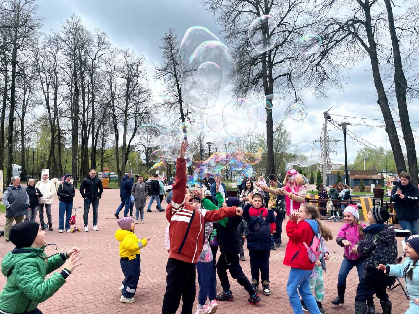 Сергиев Посад, Сергиево-Посадский городской округ, Парки, Летний сезон, Жители, Молодежь