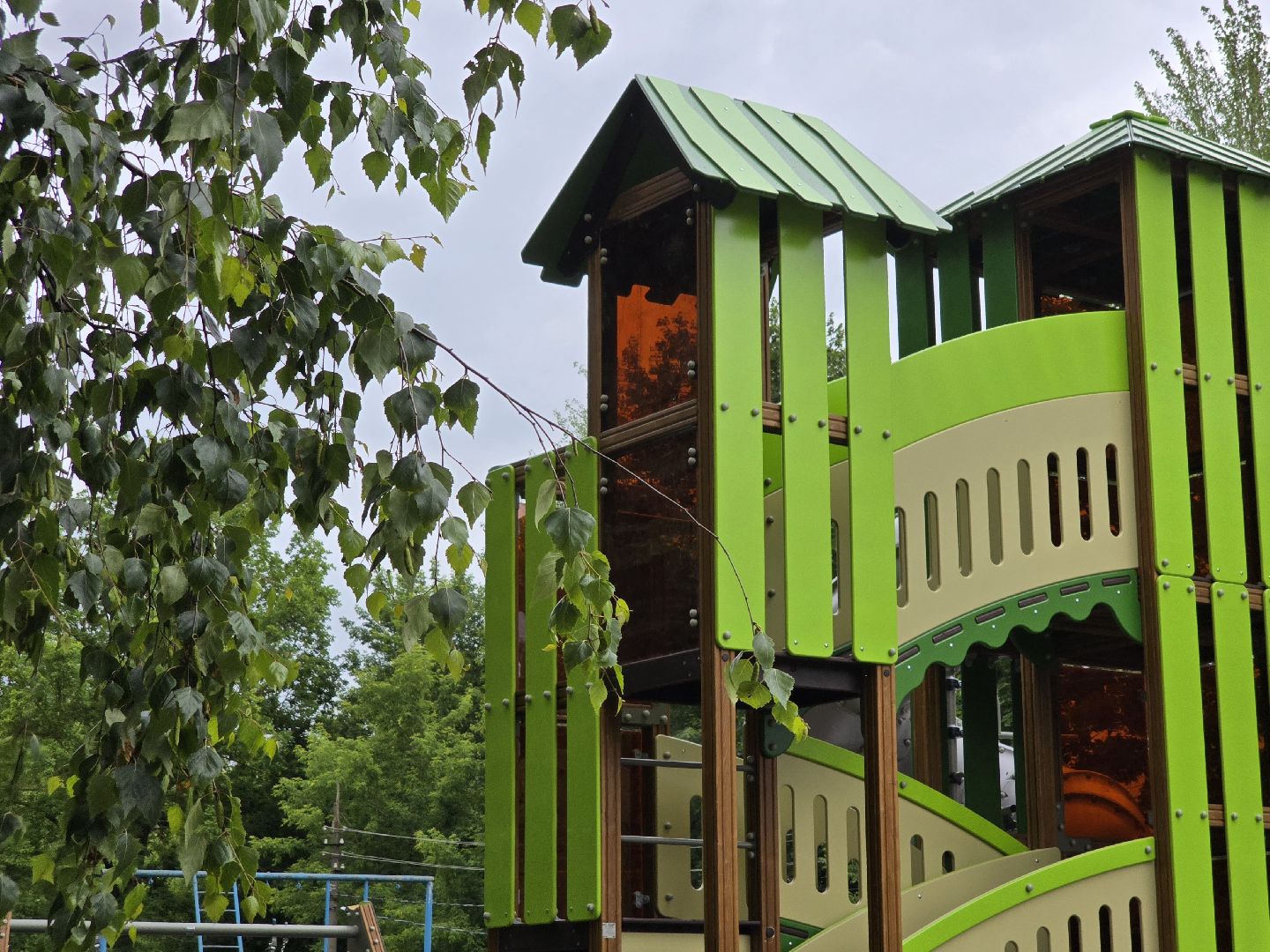 Коломна, губернаторская детская площадка, детский игровой комплекс,