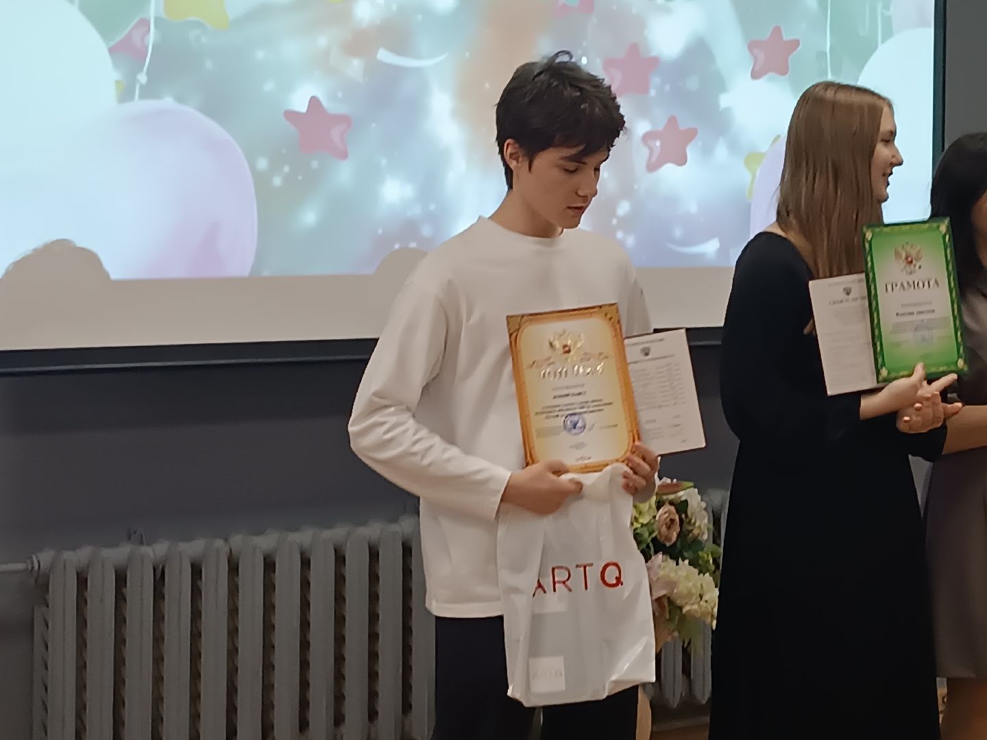 люберцы, вручение дипломов, детская художественная школа, выпускники,