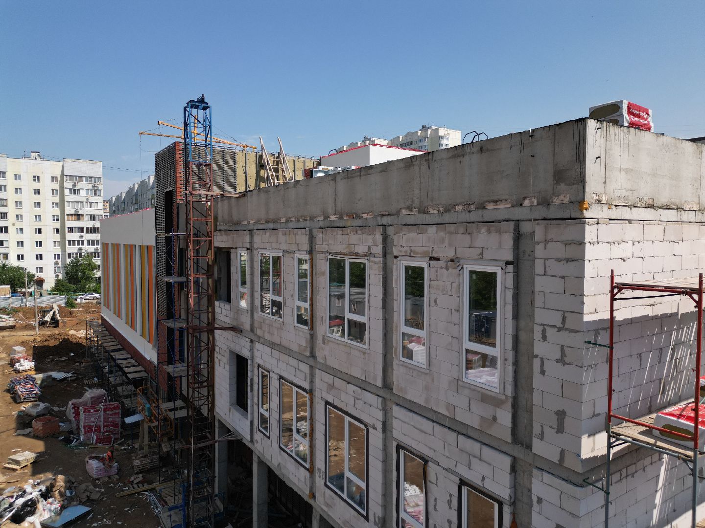 видео с коптера, пристройка к гимназии 13, гимназия 13 в долгопрудном,