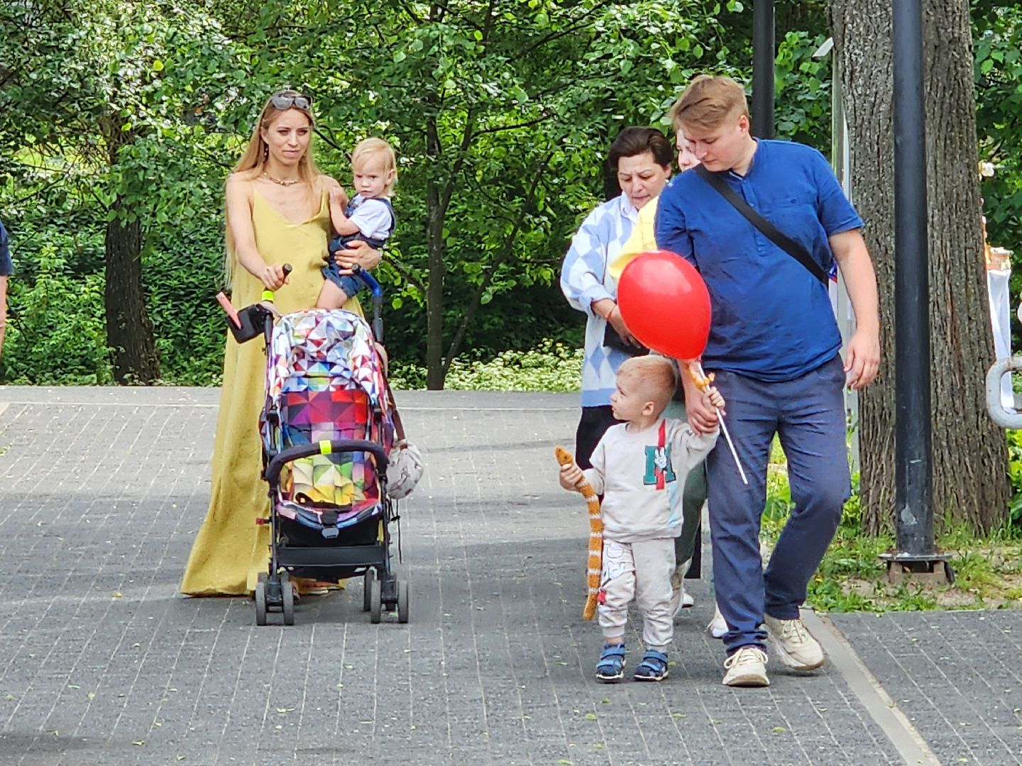 чехов, улица пушкина, парк культуры и отдыха, реконструкция, благоустройство, тропинки, спортивные площадки, парковка, кафе, госпрограмма московской области, формирование комфортной городской среды,