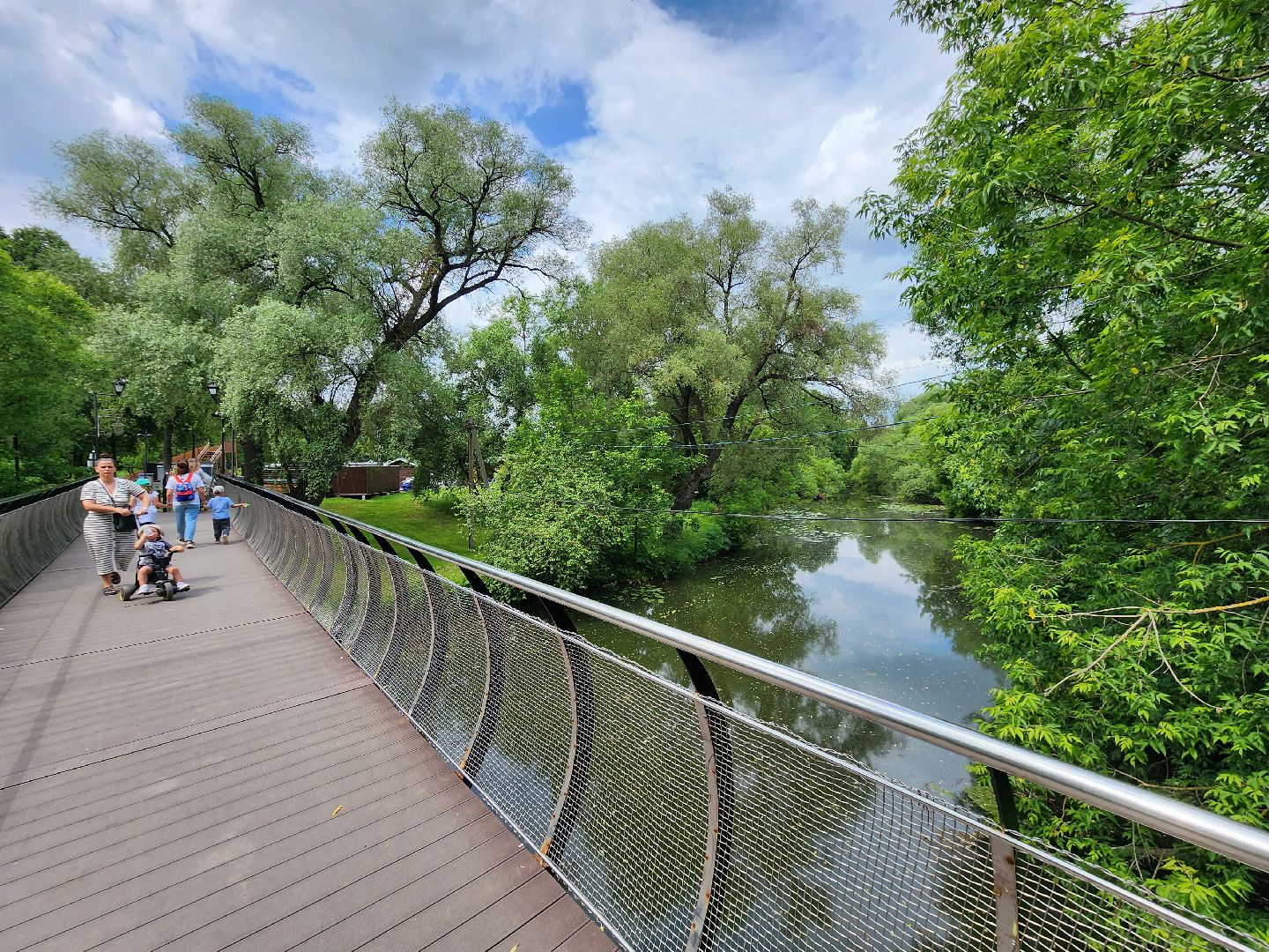чехов, улица пушкина, парк культуры и отдыха, реконструкция, благоустройство, тропинки, спортивные площадки, парковка, кафе, госпрограмма московской области, формирование комфортной городской среды,