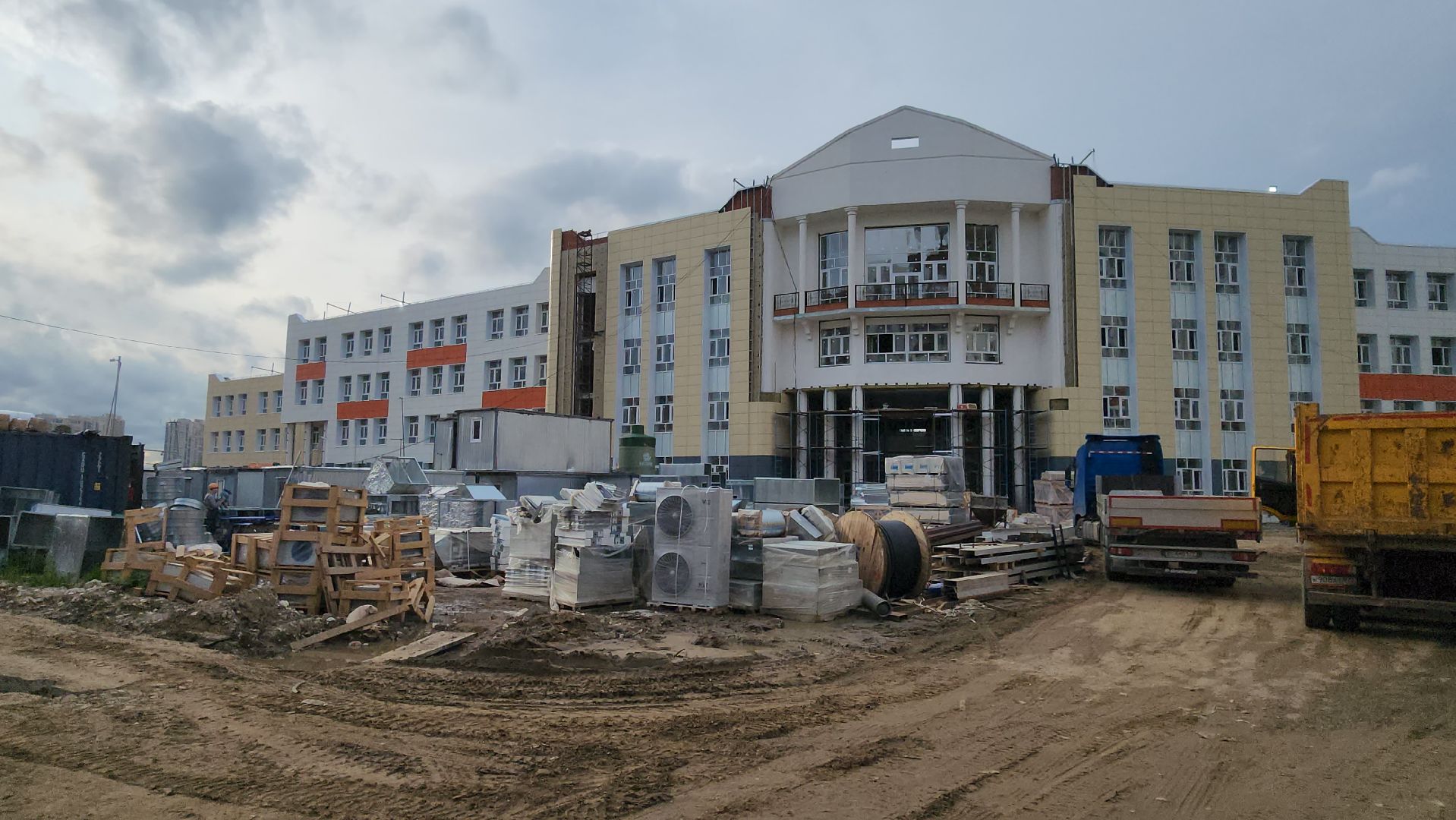 люберцы, дзержинский, выездная администиация, глава городского округа люберцы владимир волков, новая школа в дзержинске,