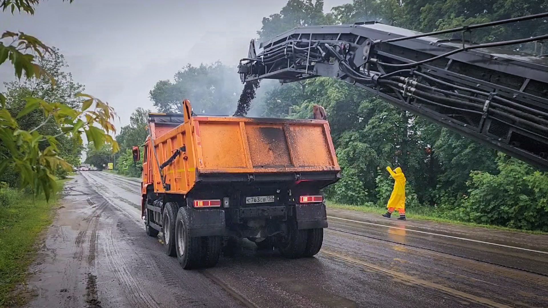 бронницы, ремонт дороги в бронницах, ремонт дороги в каширском переулке ,