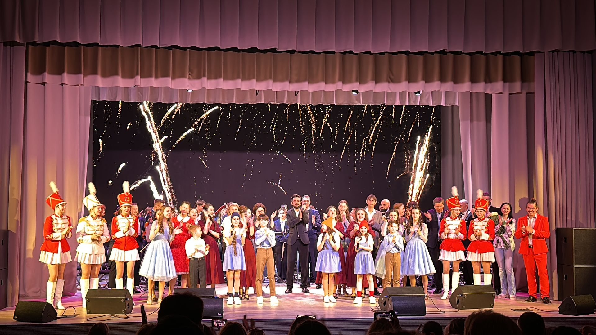 Культура, Одинцово, Кобзон, Родина, День Победы