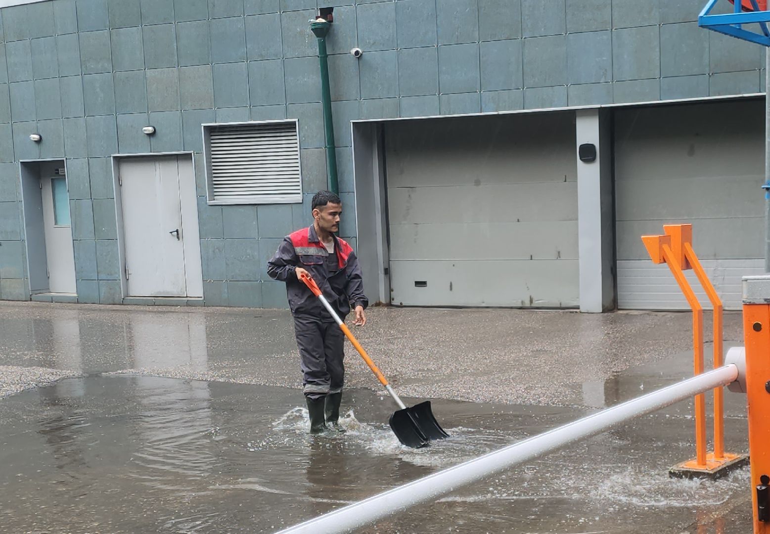 Химки , Благоустройство , Уборка улиц,