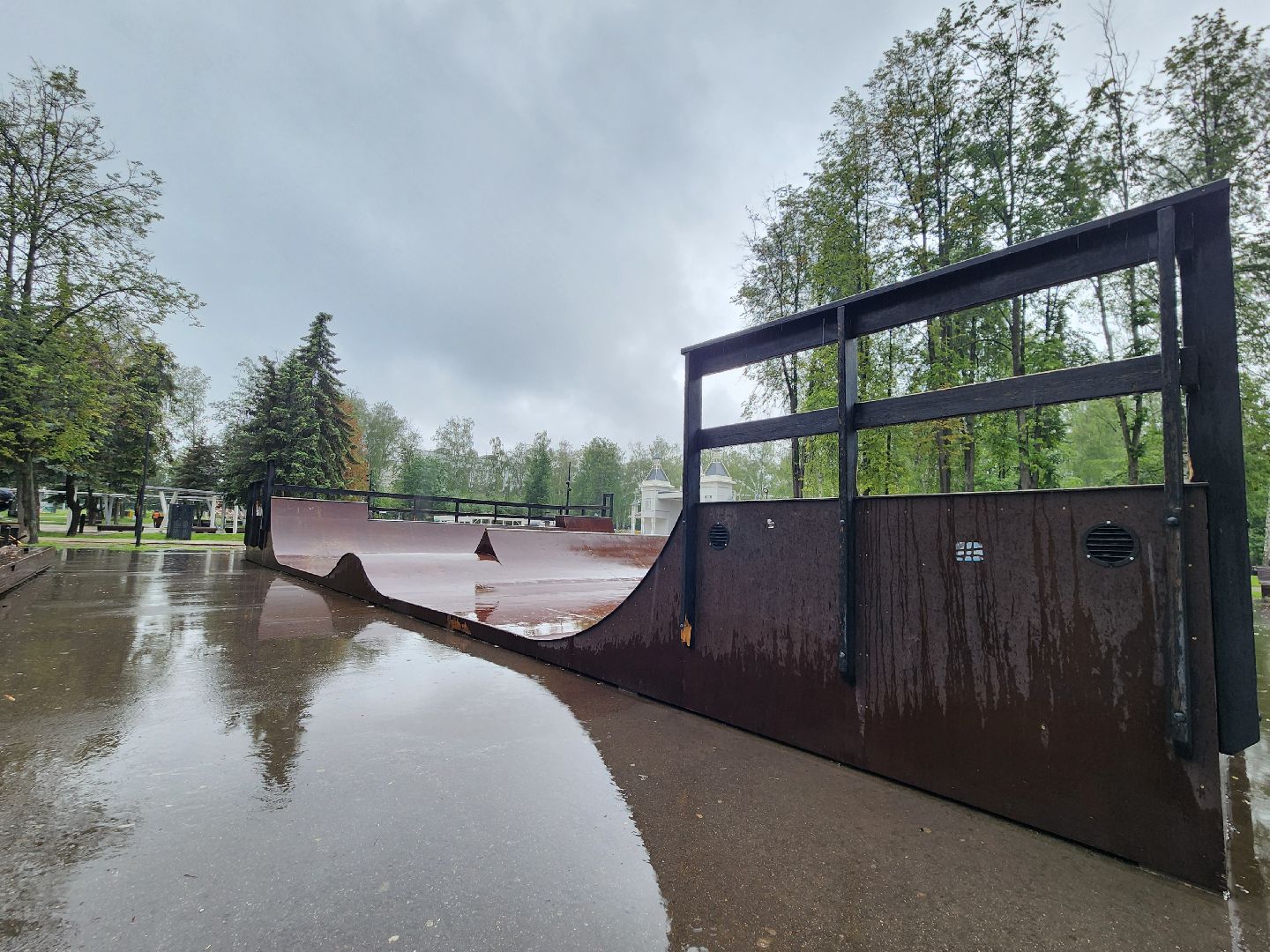 Центральный парк Пушкино , Благоустройство , скейт площадка,
