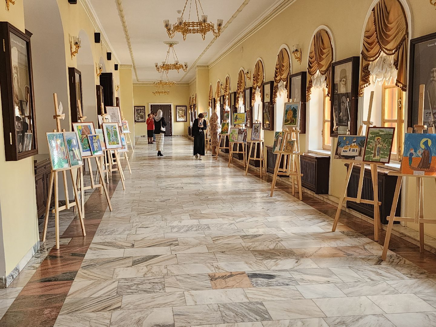 сергиев посад,  сергиево-посадский городской округ, московская духовная академия, выставка, воскресная школа, любовью и единением спасемся,