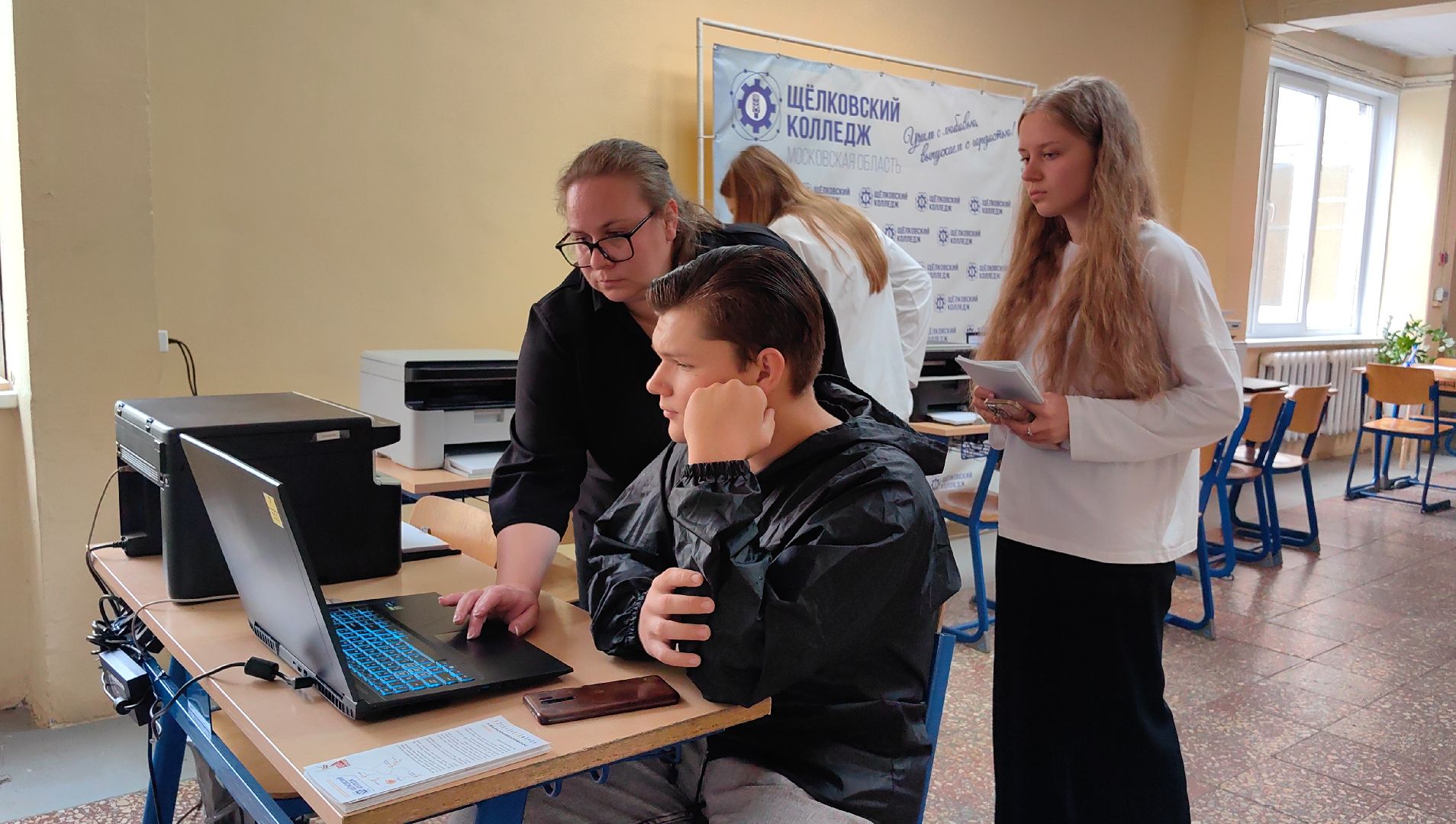 колледж, приемная комиссия, аббитуриаент, специальность, профессия, бюджетное место,