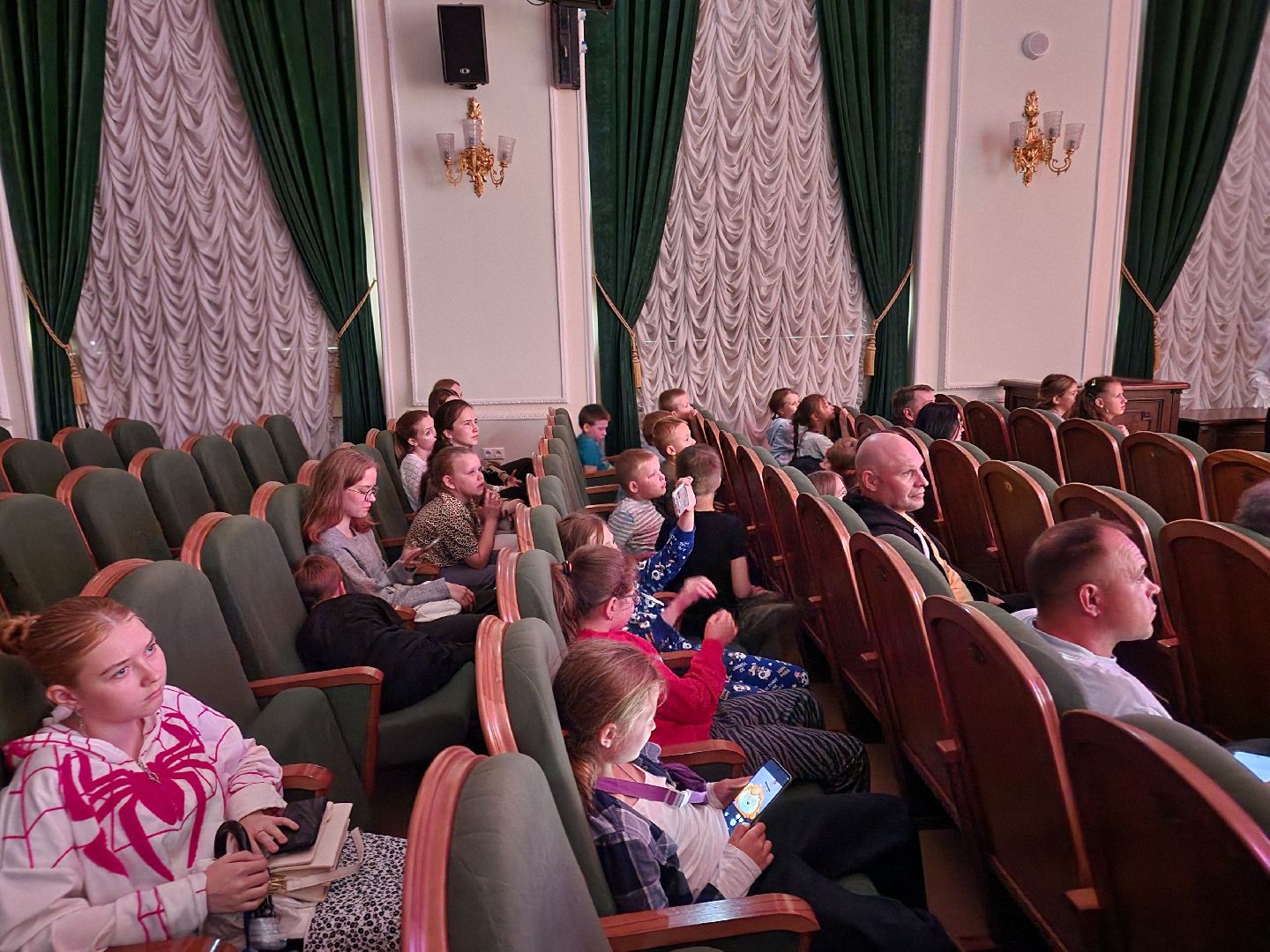 сергиев посад, сергиево-посадский городской округ, московская духовная академия, конкурс чтецов, чтобы помнили дети, троице-сергиева лавра,