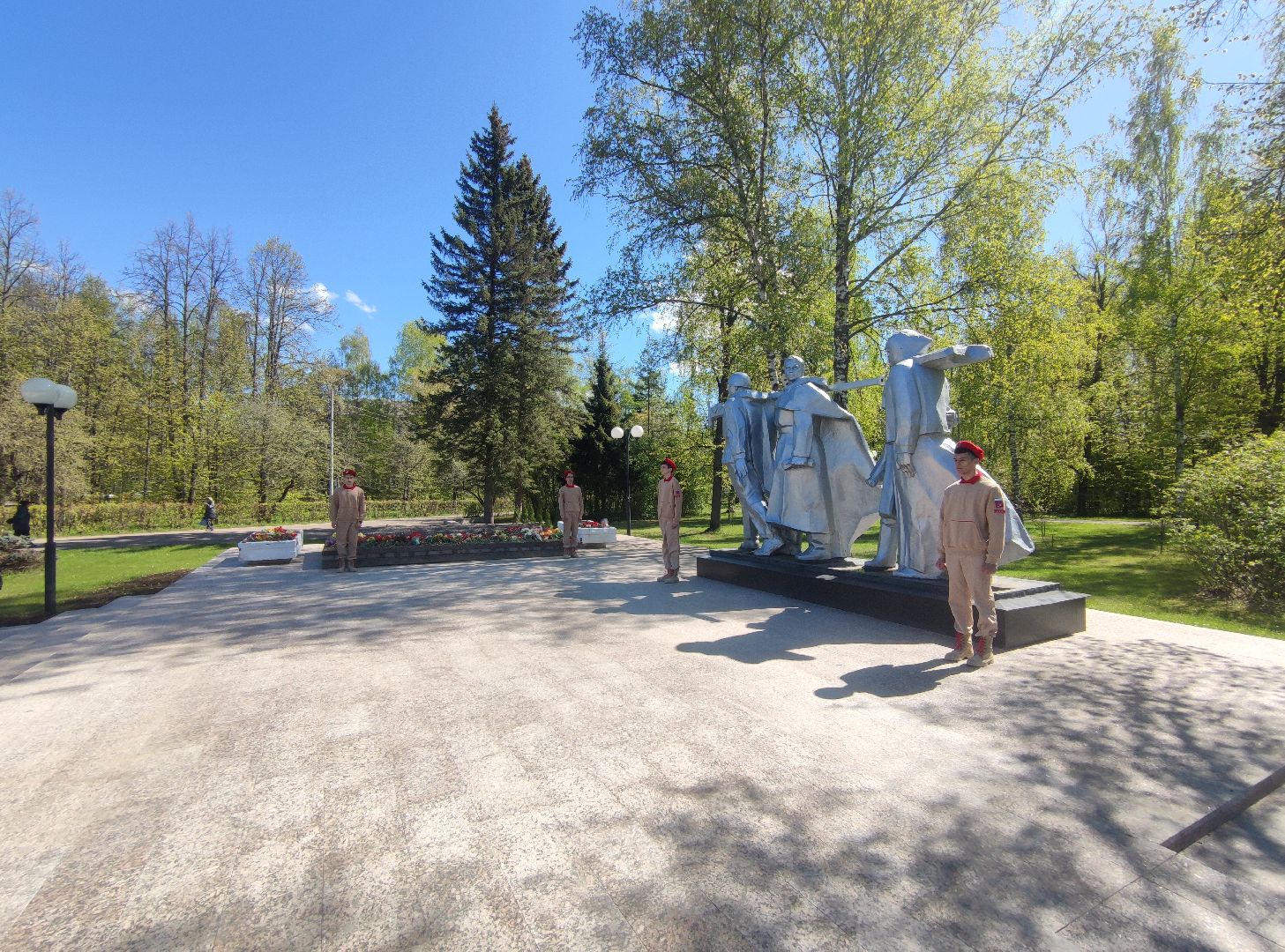 Почетный караул, школьники, Юнармия, Дубна