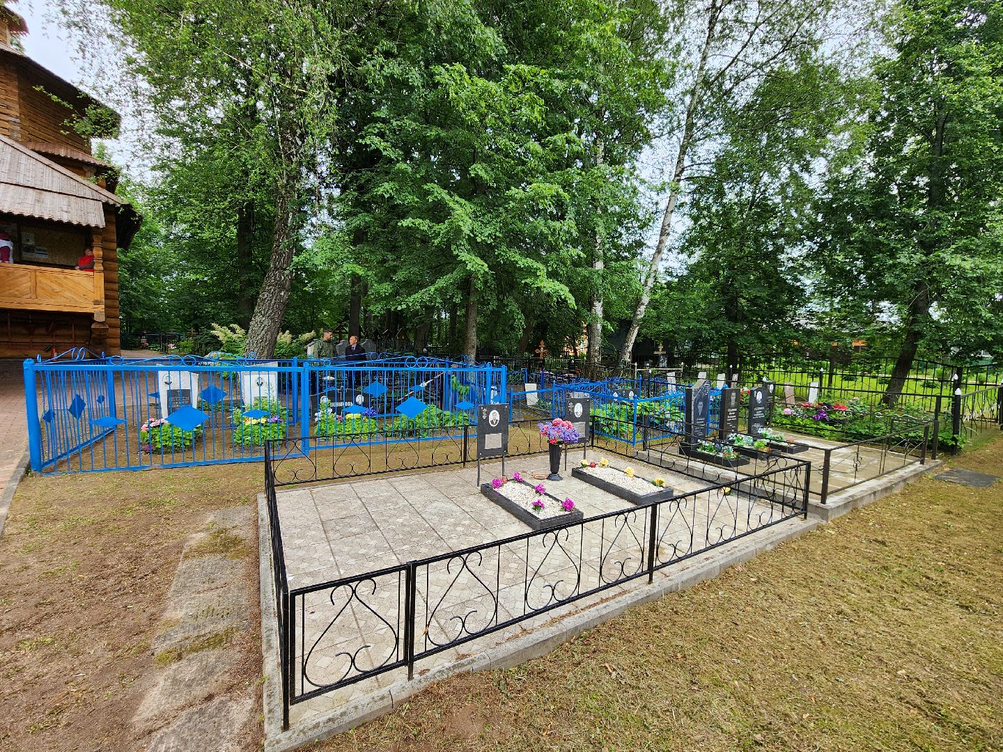 чехов, село мелихово, режиссер анхель гутьеррес, захоронение праха, похороны, панихида, писатель антон чехов, актер николай бурляев, молебен,