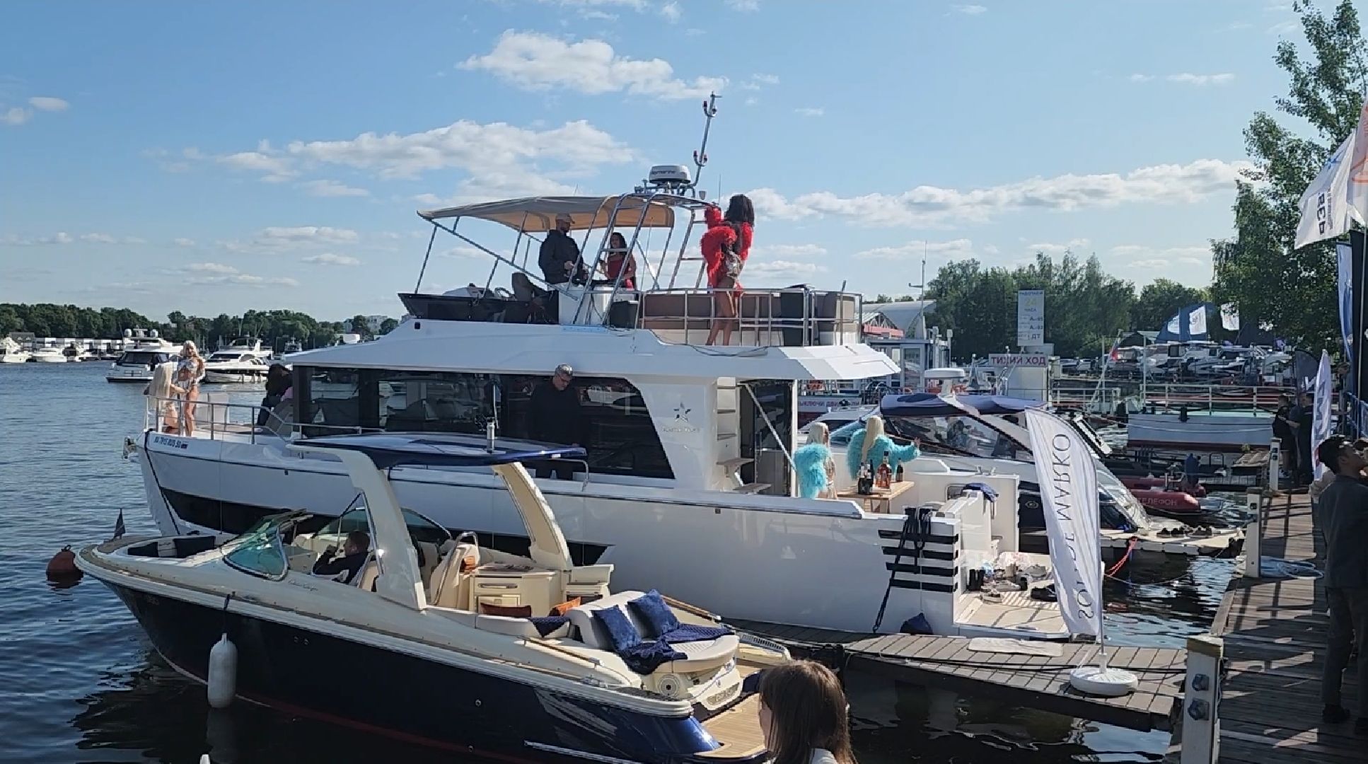 долгопрудный, международный московский яхтенный порт, яхты и катера, гелендваген, аквагелик, маломерный флот, китайские яхты,