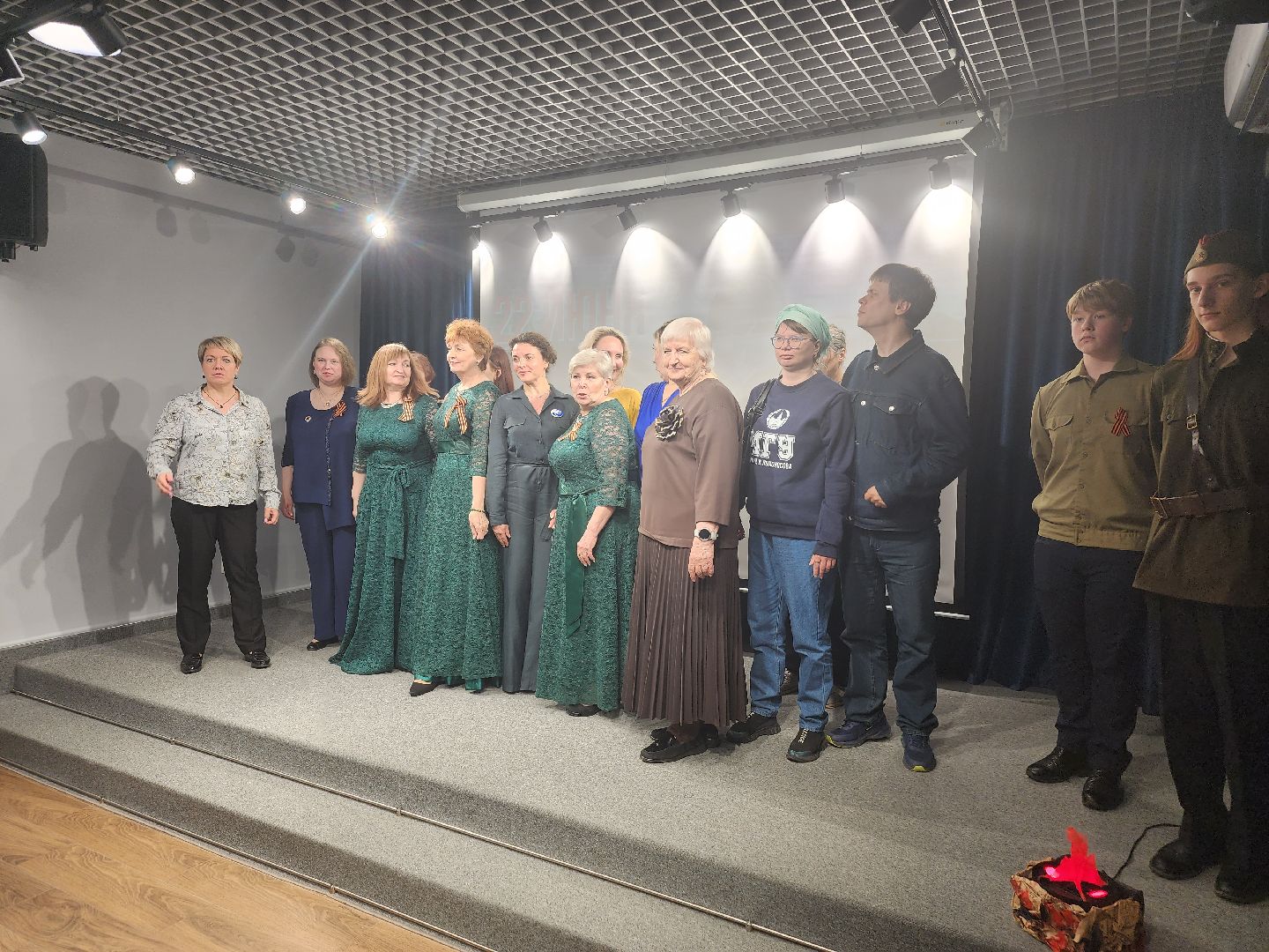 долгопрудный, 22 июня, день памяти и скорби, сквер долгова, центральная библиотека, вечный огонь,