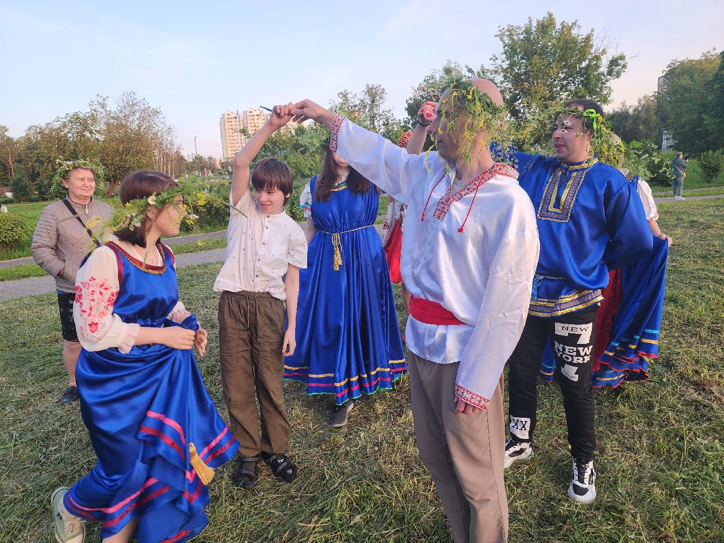 долгопрудный, парк мысово, концерт, славянские традиции, праздник ивана купала, хоровод, костер,кмц долгопрудный,