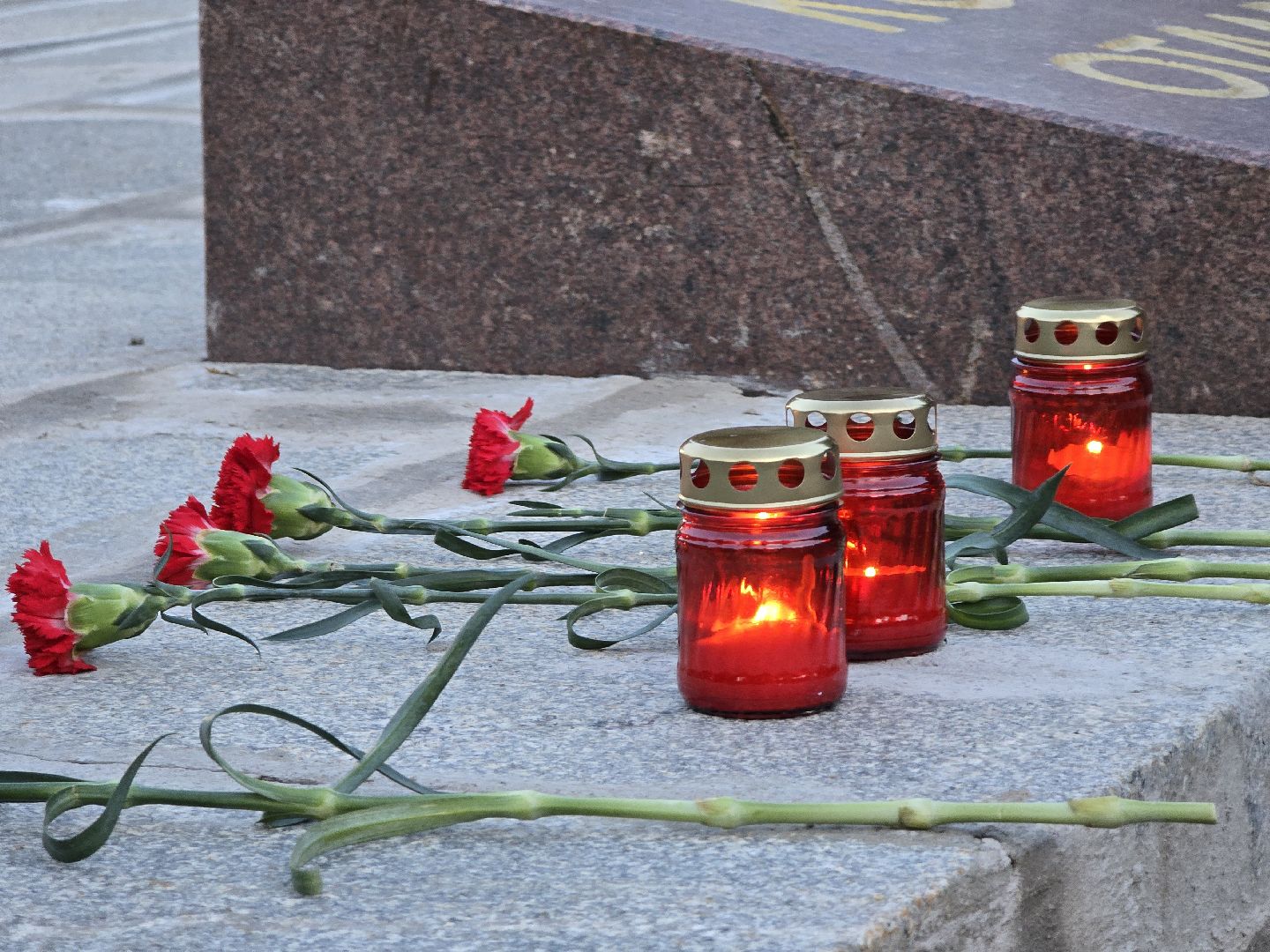 Коломна , день памяти и скорби, свеча памяти,