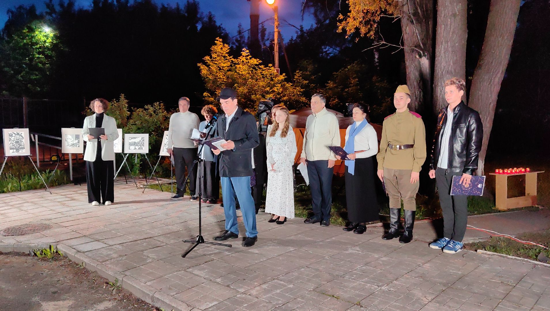 День памяти и скорби, помятник,  свеча, звезда, воины,