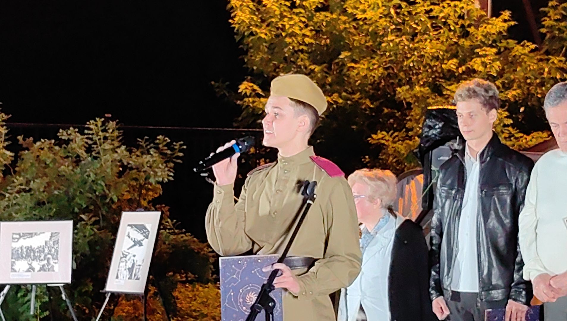 День памяти и скорби, помятник,  свеча, звезда, воины,