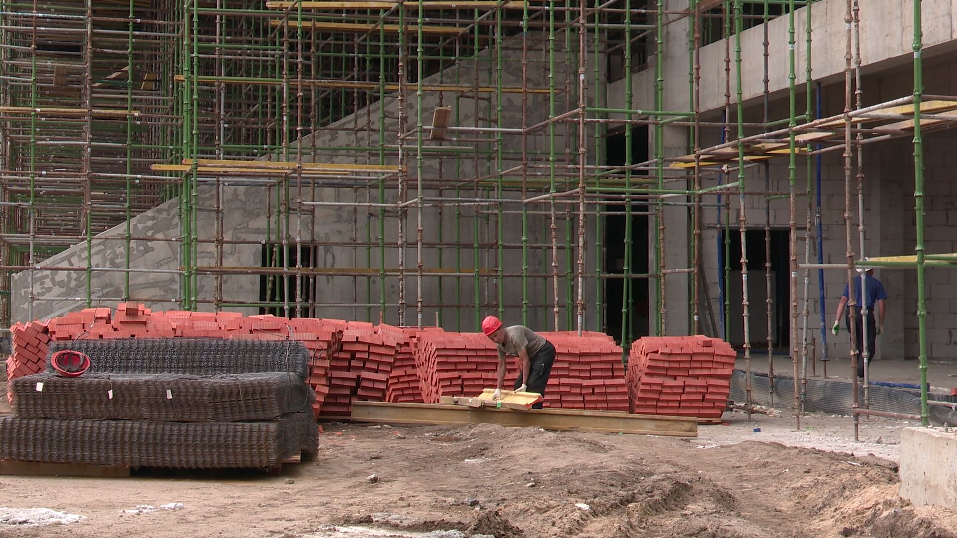 Реутов, строительство, академия Акинфеева и Чанова, футбол, поле с подогревом,