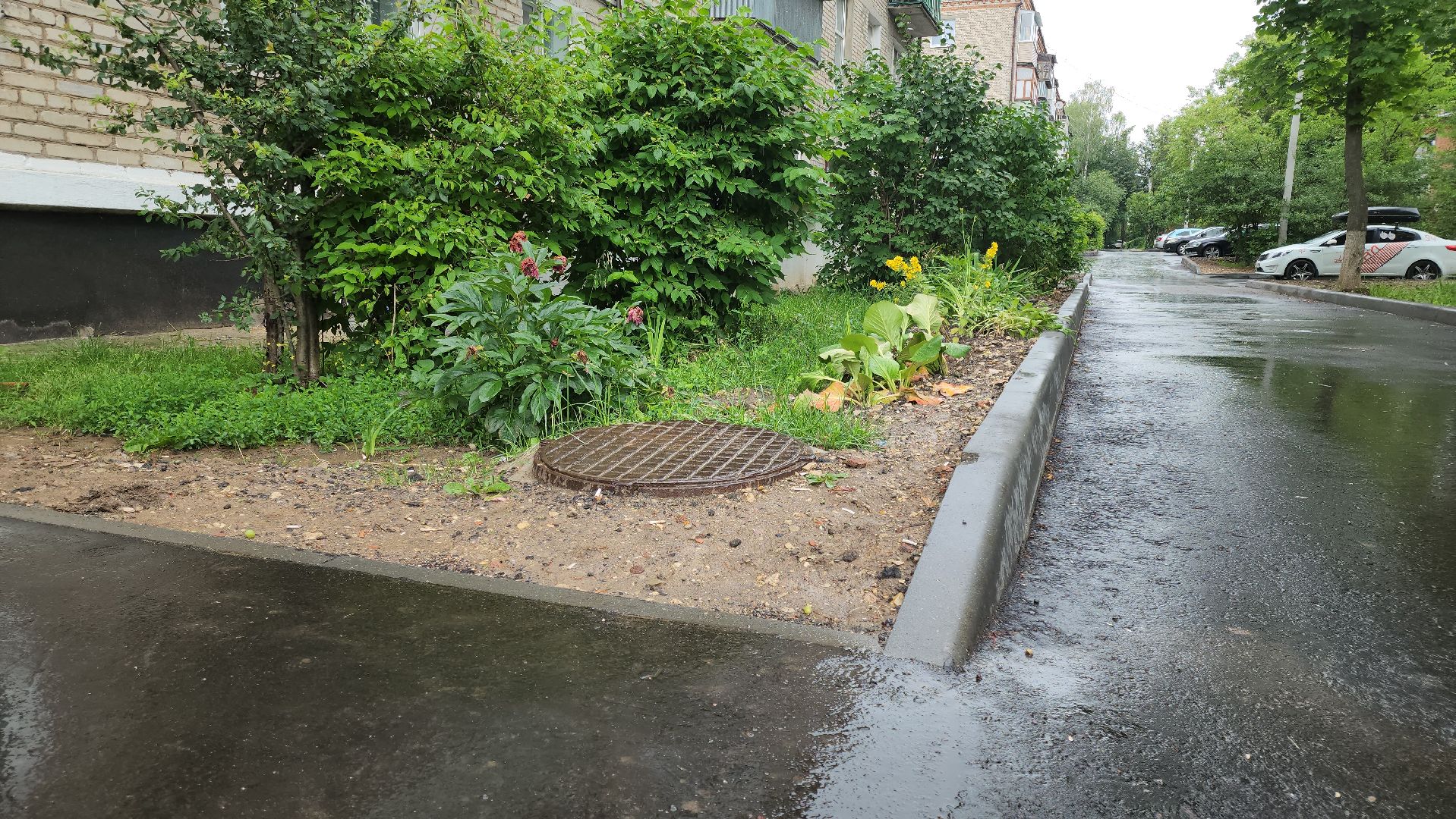 кашира, благоустройство, ожерелье, дворы, комплексное благоустройство двора, программа губернатора, асфальт, бордюры, парковка,