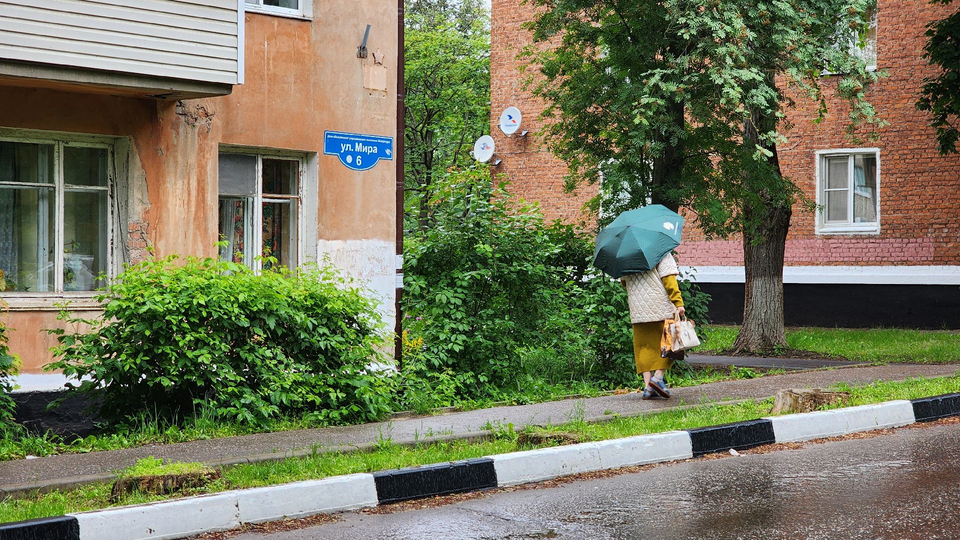 кашира, благоустройство, ожерелье, дворы, комплексное благоустройство двора, программа губернатора, асфальт, бордюры, парковка,