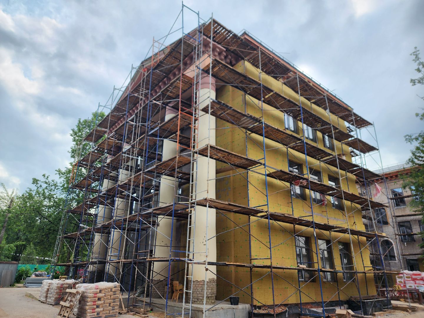 королёв,   поликлиника 1 в королеве, капитальный  ремонт,