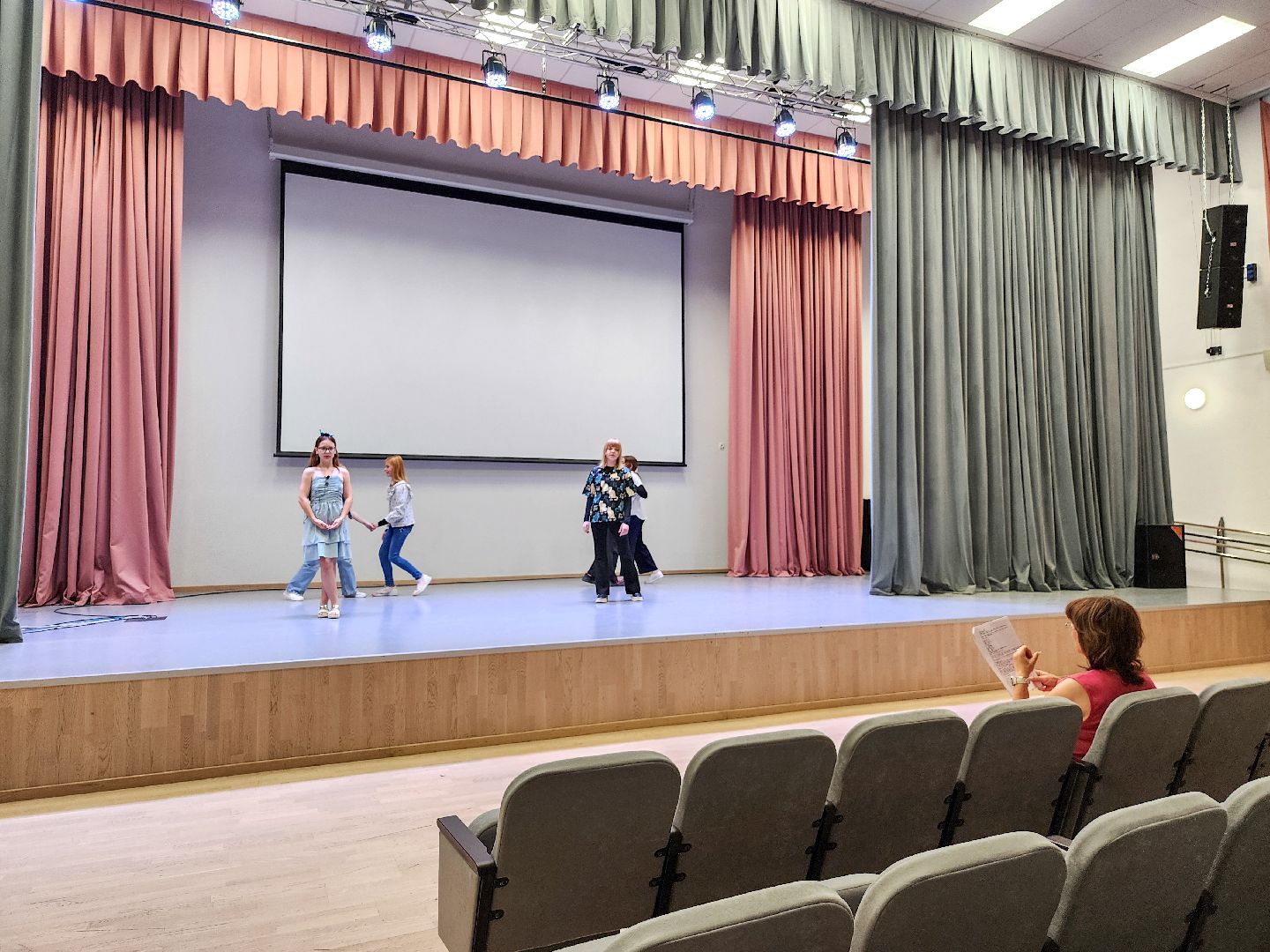 Подольск, Умные каникулы, школьники, рукоделие, творчество, химия,