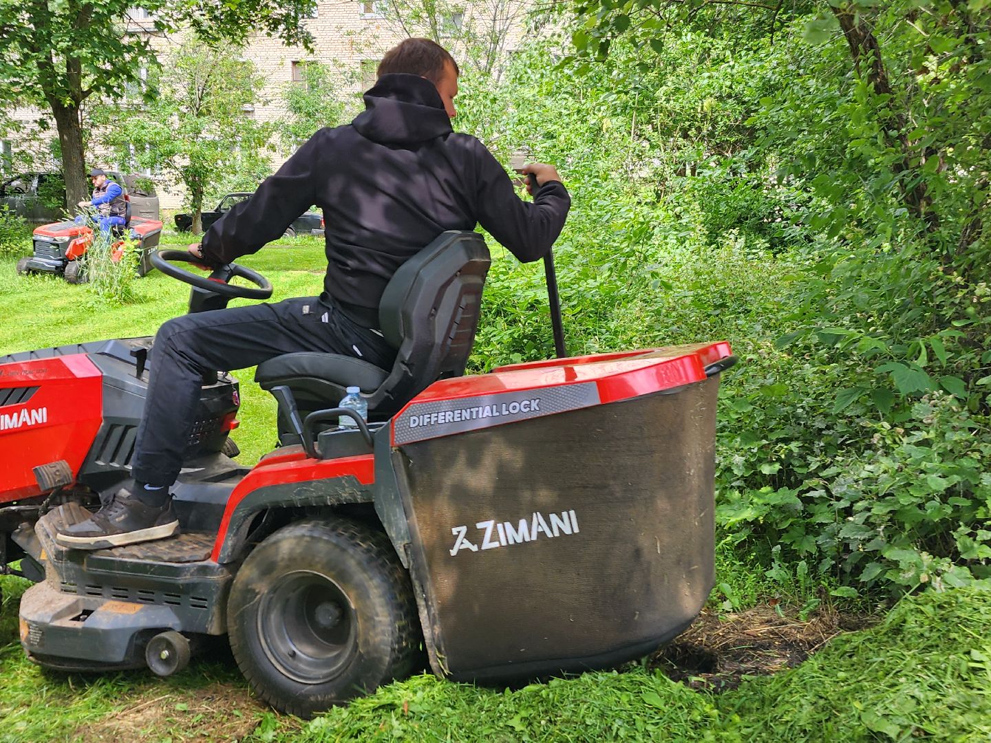 фрязино, покос травы, новая техника, тракторы,