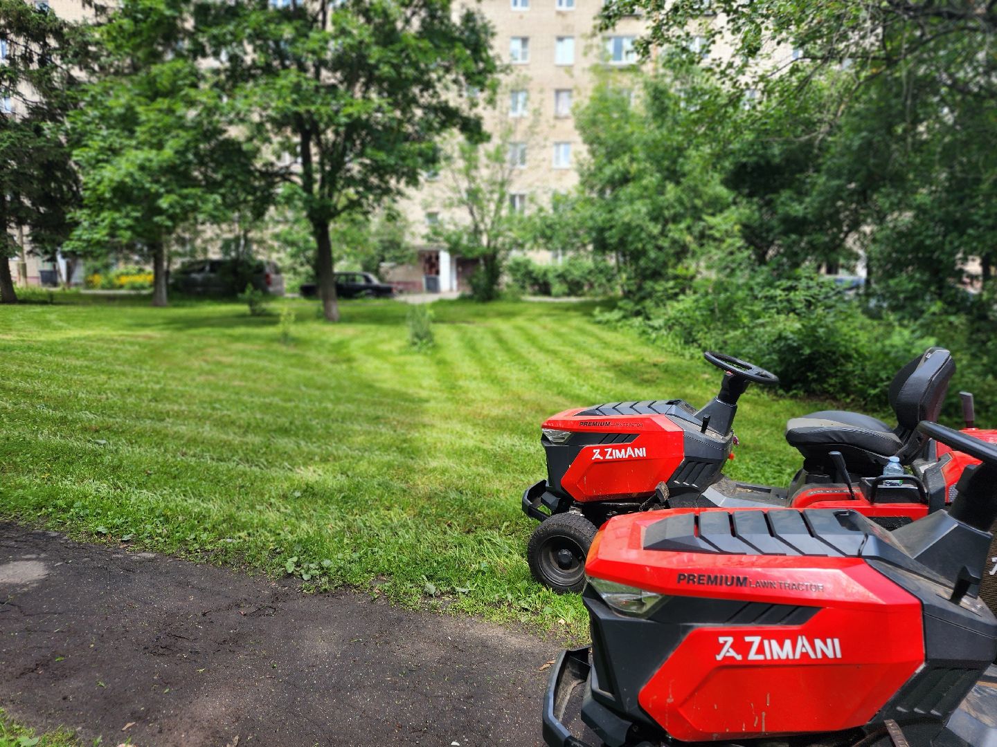 фрязино, покос травы, новая техника, тракторы,