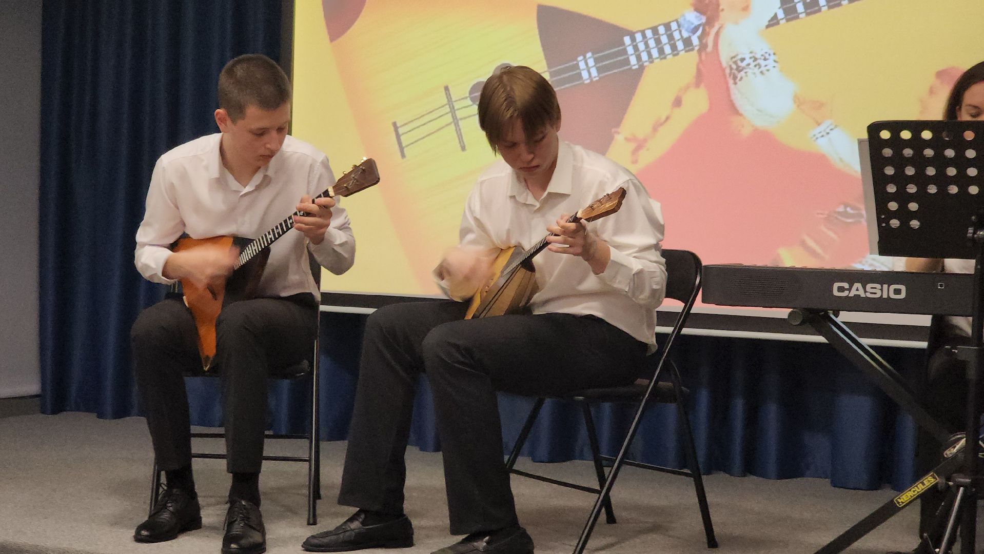 долгопрудный, детский центр Московия, образцовый детский оркестр московия, день балалайки, великая отечественная война,