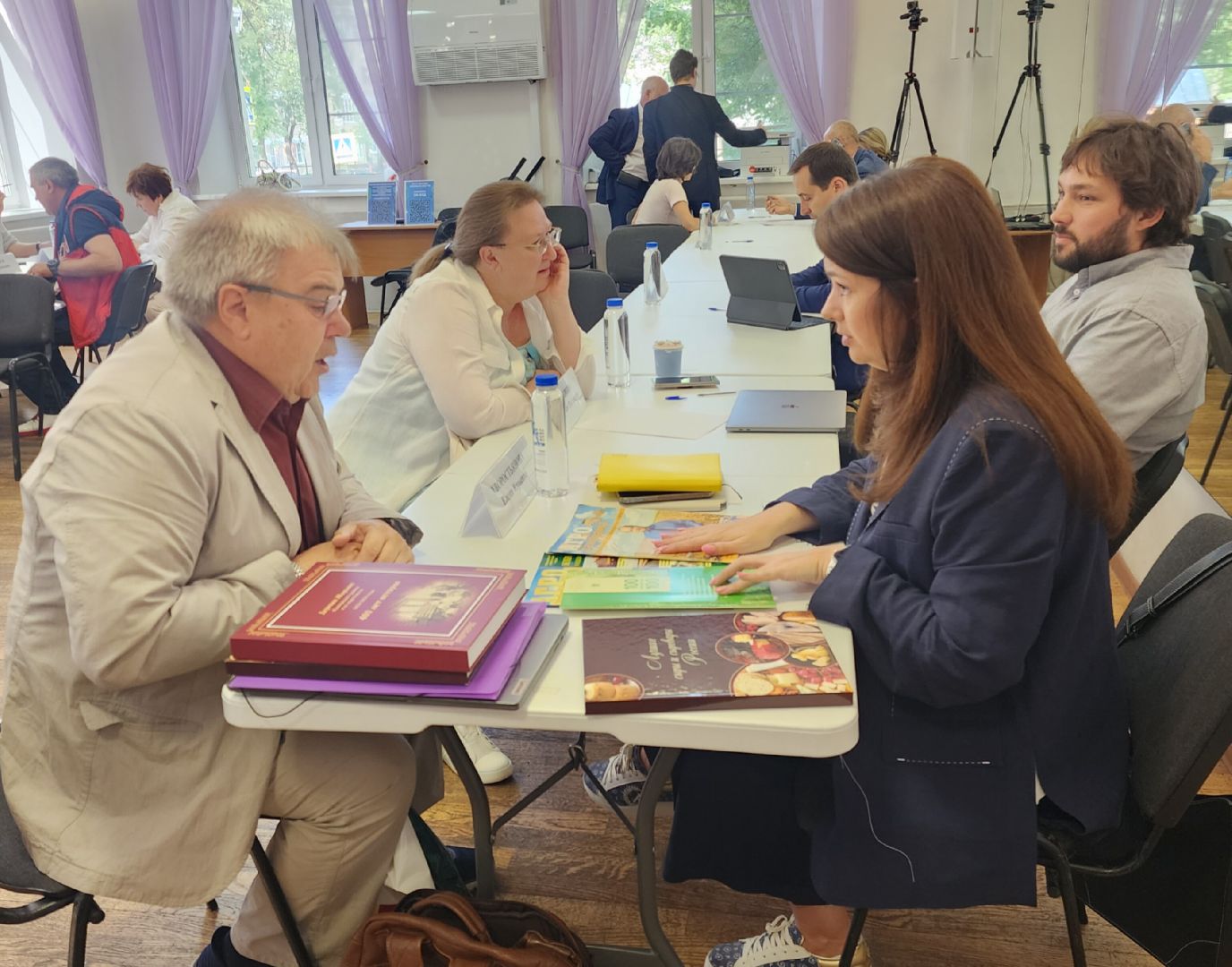 Выездная администрация, Культура , История ,