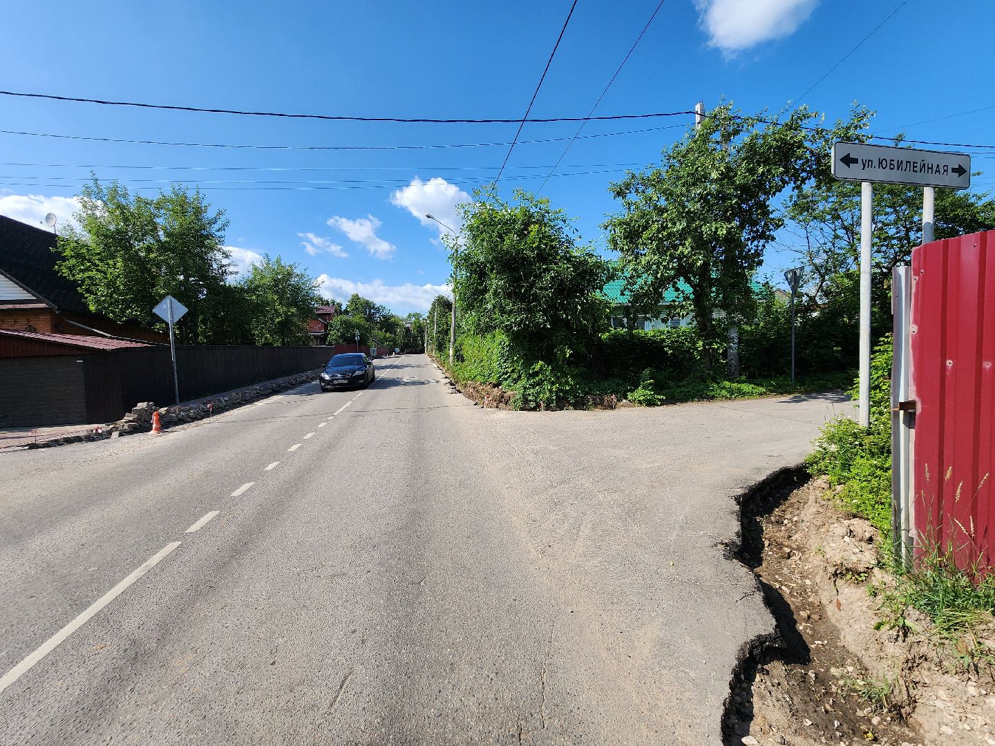 чехов, улица лопасненских ополченцев, дорожный ремонт, укладка бордюров, замена покрытия, ремонт дорог, госпрограмма московской области, развитие дорожного комплекса ,