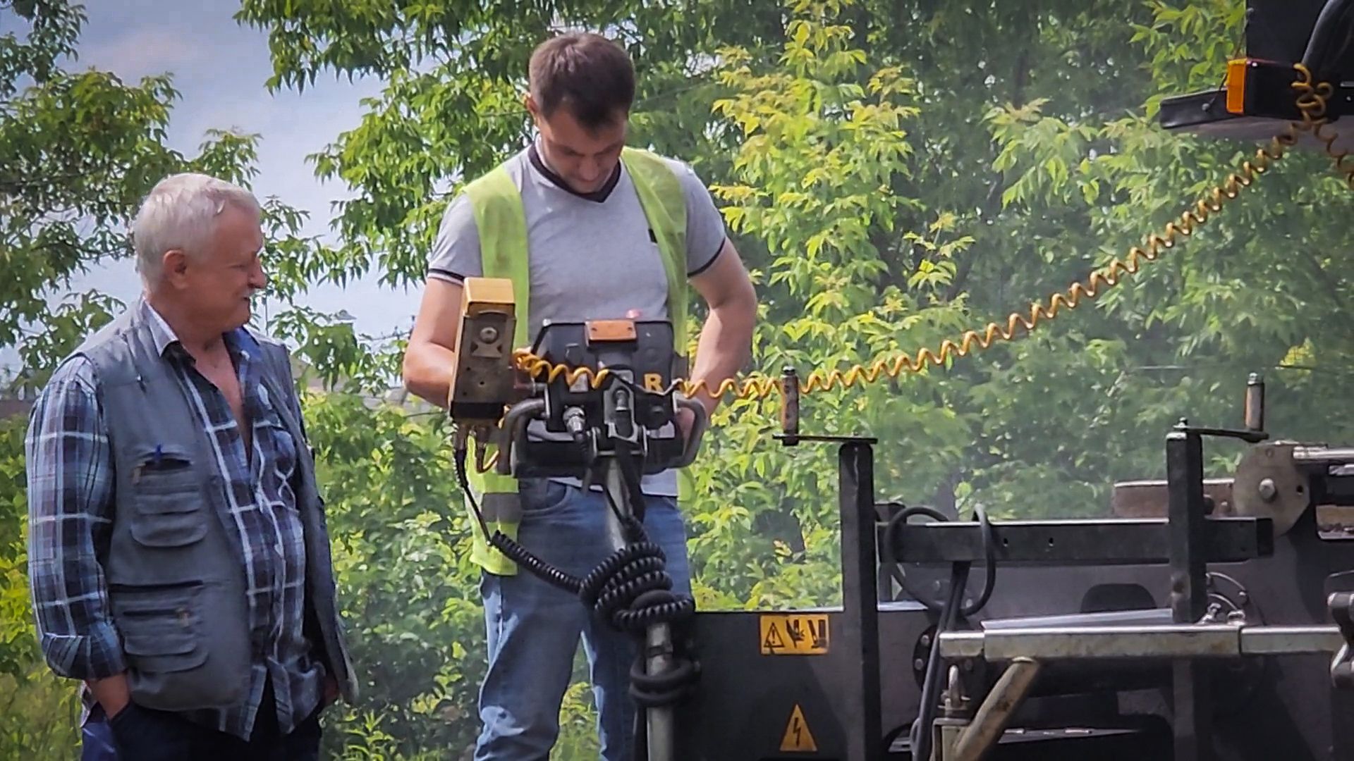 бронницы, ремонт дороги в бронницах, ремонт дороги в каширском переулке, укладка асфальта в бронницах,