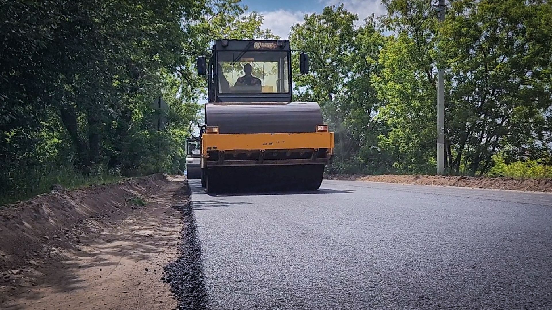 бронницы, ремонт дороги в бронницах, ремонт дороги в каширском переулке, укладка асфальта в бронницах,
