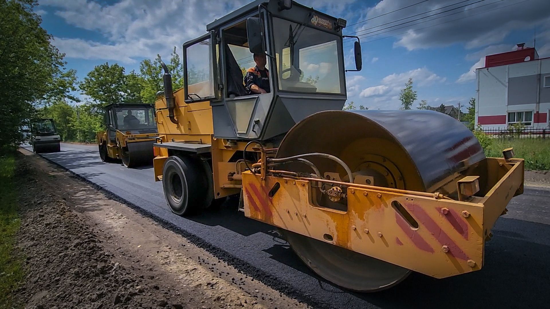 бронницы, ремонт дороги в бронницах, ремонт дороги в каширском переулке, укладка асфальта в бронницах,