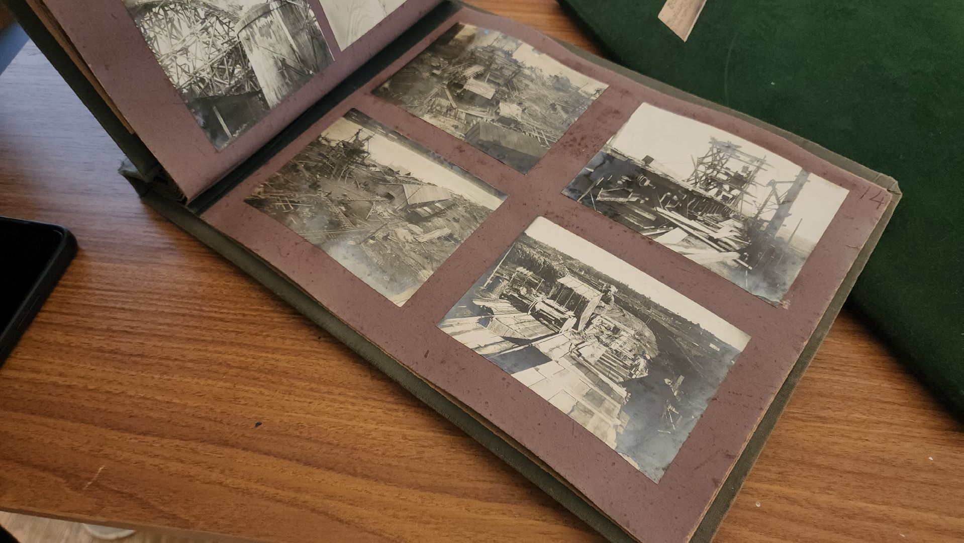 кашира, благотворители, экспонат , дар музею, картина, краеведческий музей, история,