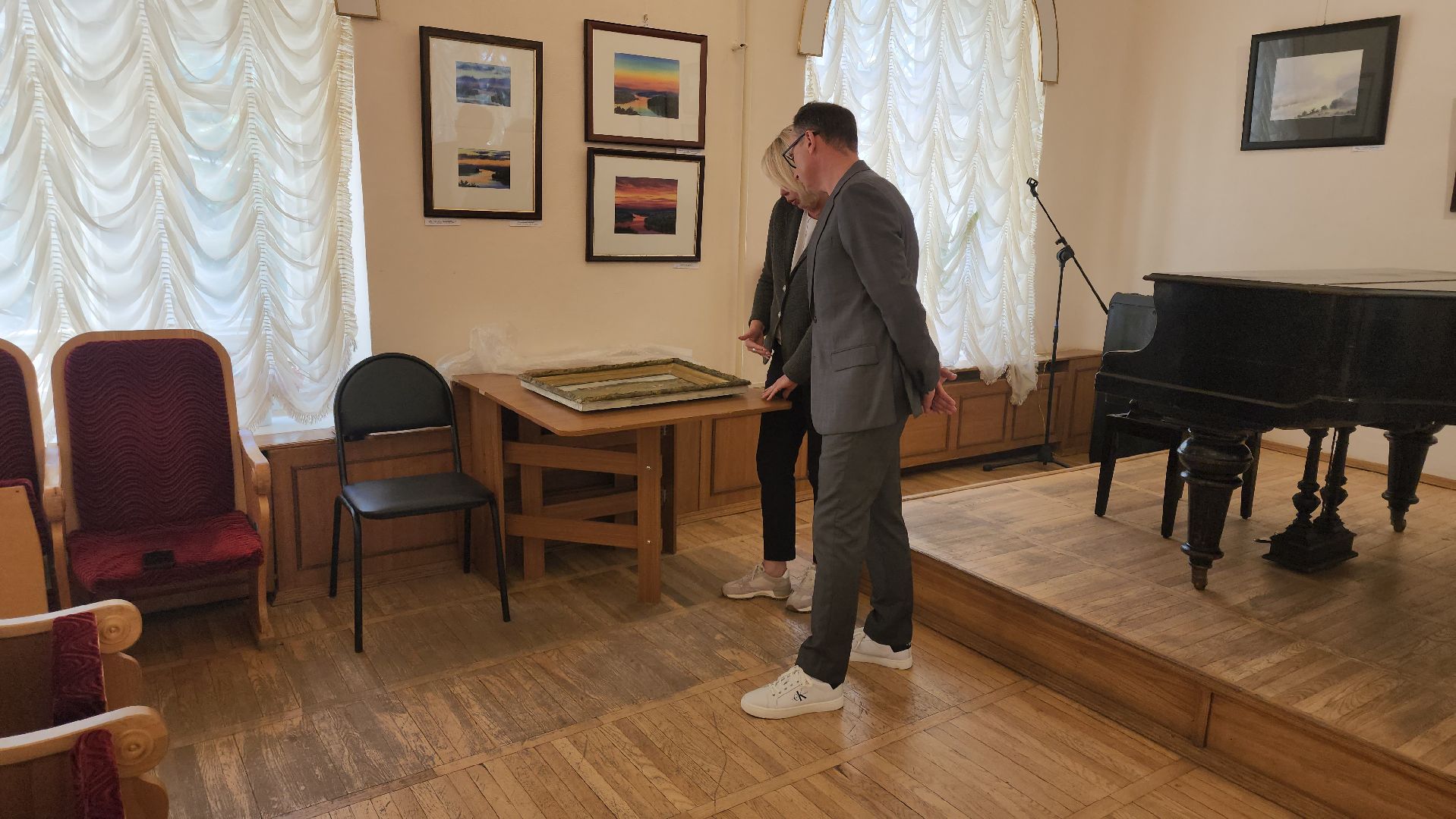 кашира, благотворители, экспонат , дар музею, картина, краеведческий музей, история,