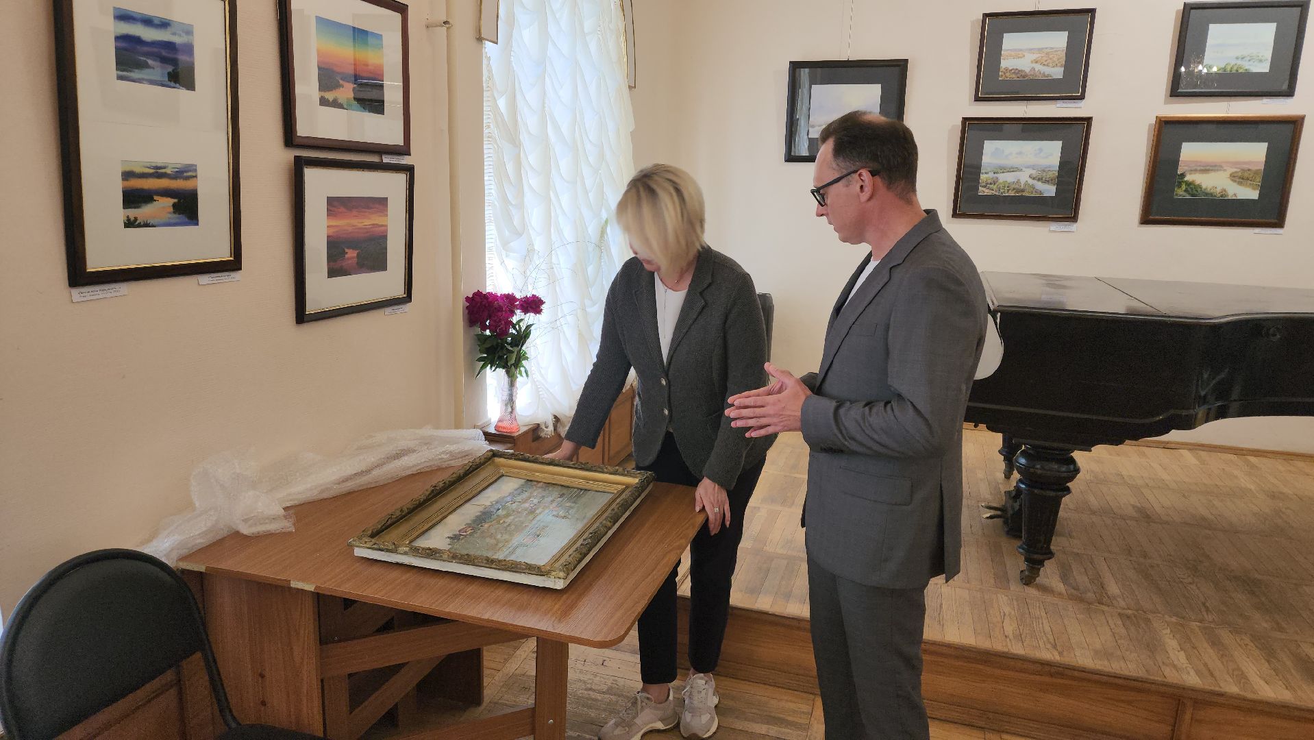 кашира, благотворители, экспонат , дар музею, картина, краеведческий музей, история,