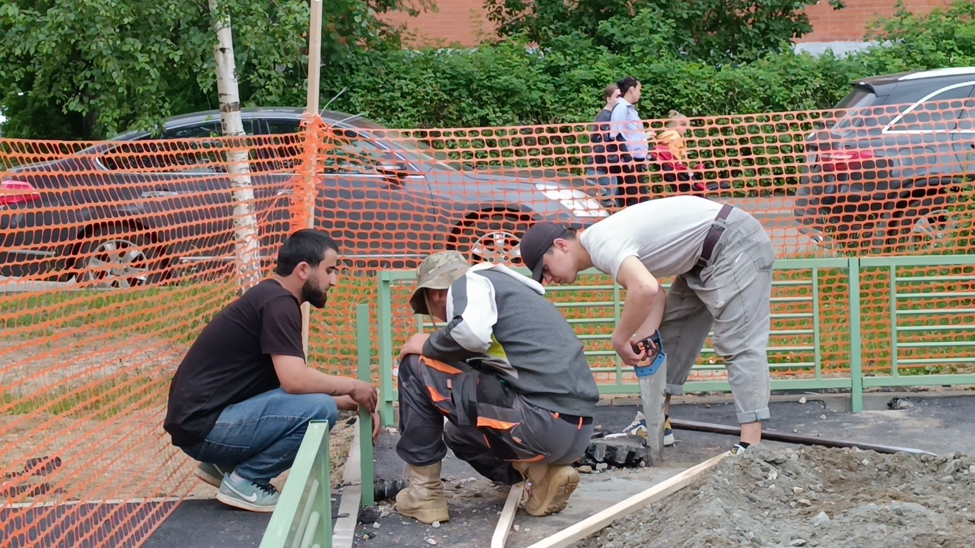 двор, детская  площадка, лобня,