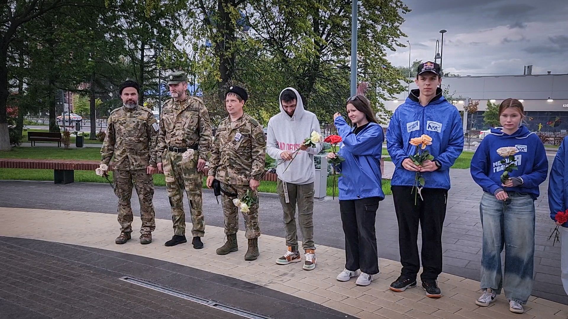бронницы, памятная акция на площади имени Тимофеева , молодая гвардия бронницы, ассоциация ветеранов сво,