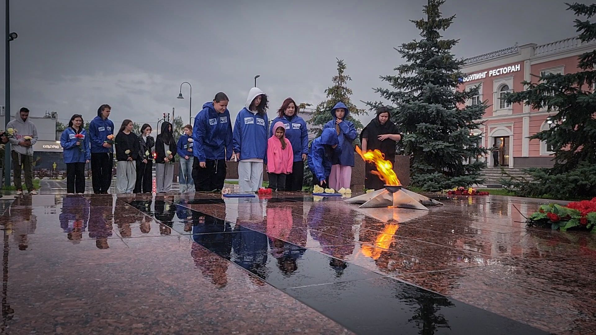 бронницы, памятная акция на площади имени Тимофеева , молодая гвардия бронницы, ассоциация ветеранов сво,