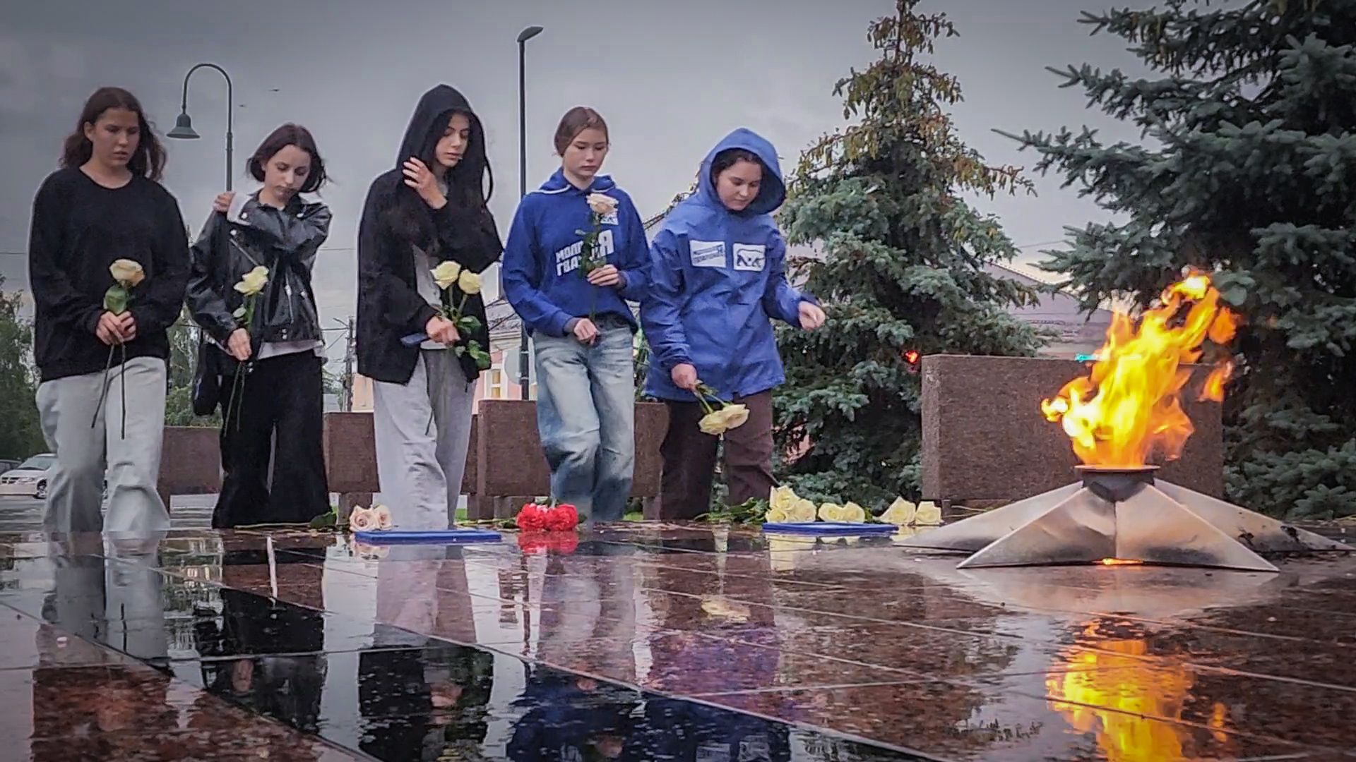 бронницы, памятная акция на площади имени Тимофеева , молодая гвардия бронницы, ассоциация ветеранов сво,