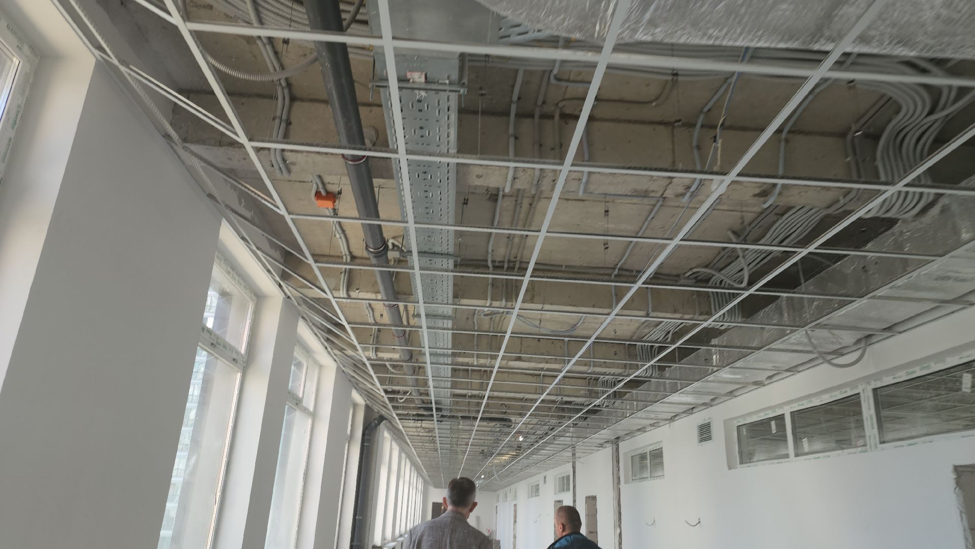 долгопрудный, школа на 550 мест, спортивная площадка, беговая дорожка, школьная библиотека,