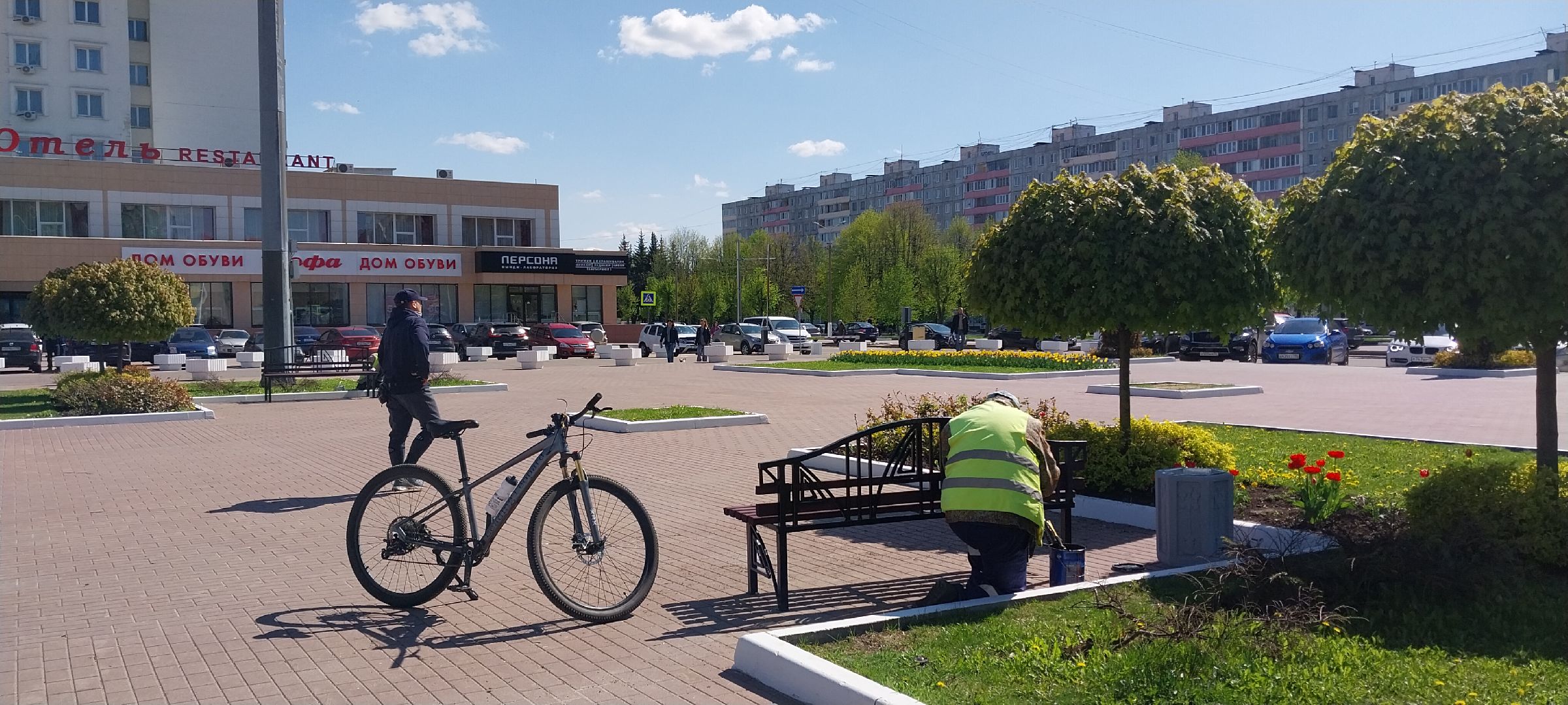 Коломна, лавочки