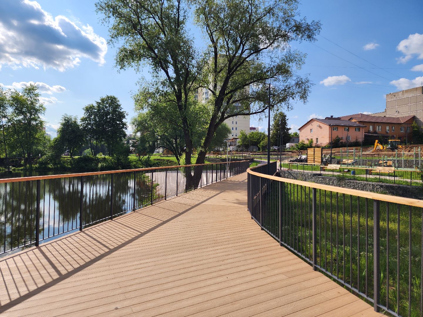 чехов, улица береговая,  набережная реки теребенка, благоустройство, реконструкция, обновление, пешеходные дорожки, прогулочные зоны, тропинки, тротуары, детские и спортивные площадки, пляж, велосипедные дорожки,инженерные сети, госпрограмма московской области, формирование комфортной городской среды,