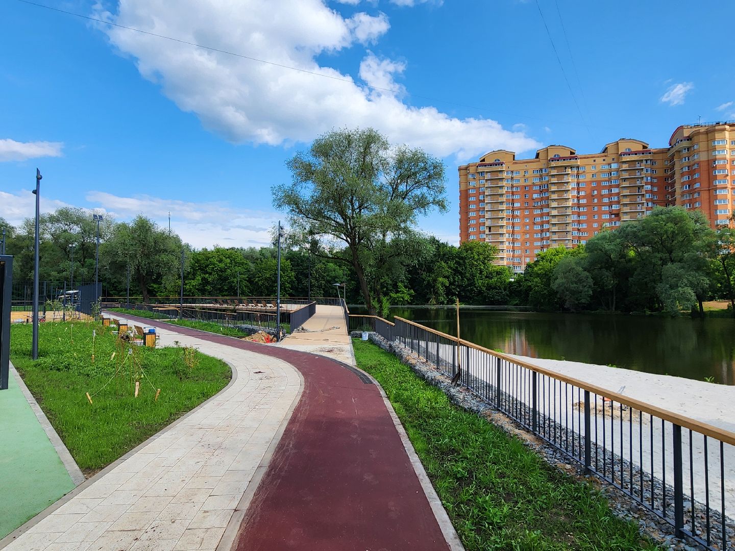 чехов, улица береговая,  набережная реки теребенка, благоустройство, реконструкция, обновление, пешеходные дорожки, прогулочные зоны, тропинки, тротуары, детские и спортивные площадки, пляж, велосипедные дорожки,инженерные сети, госпрограмма московской области, формирование комфортной городской среды,