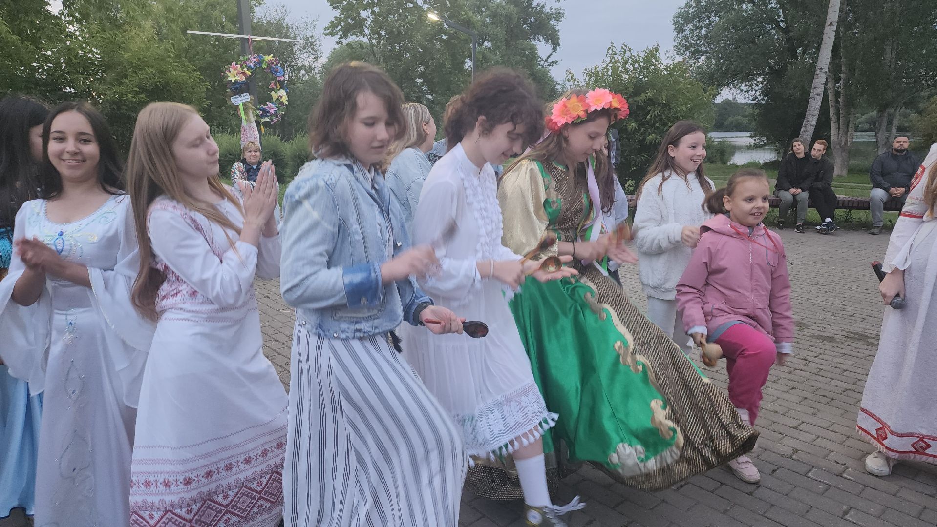 долгопрудный, кмц долгопрудный, Иван-Купала, славянские традиции, парк мысово,венки, костер,