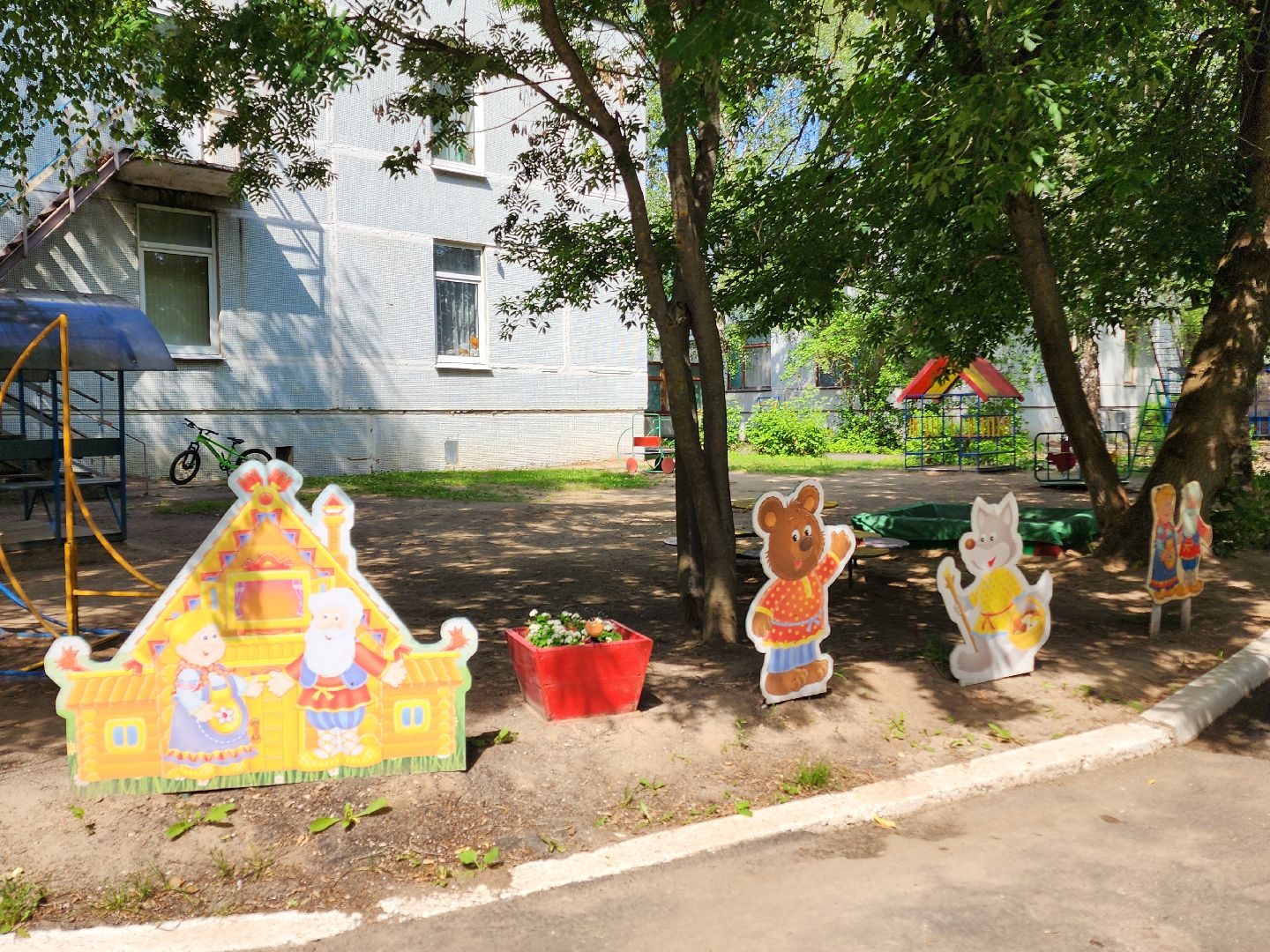 чехов, гимназия 7, дошкольное отделение,  заместитель директора гимназии, елена каргашилова, победитель муниципального этапа конкурса, премия губернатора московской области, номинация дебют, образование,биография, достижения, инновационные технологии, умные решения, нестандартные учебные практики,